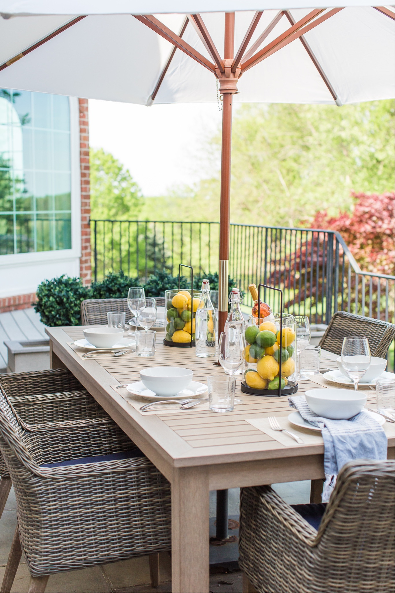 Spring back patio dining design 


Home  home blog  home blogger  spring  spring patio  seating  decor  spring patio finds  spring fashion furniture  outdoor furniture  

#LTKhome #LTKSeasonal