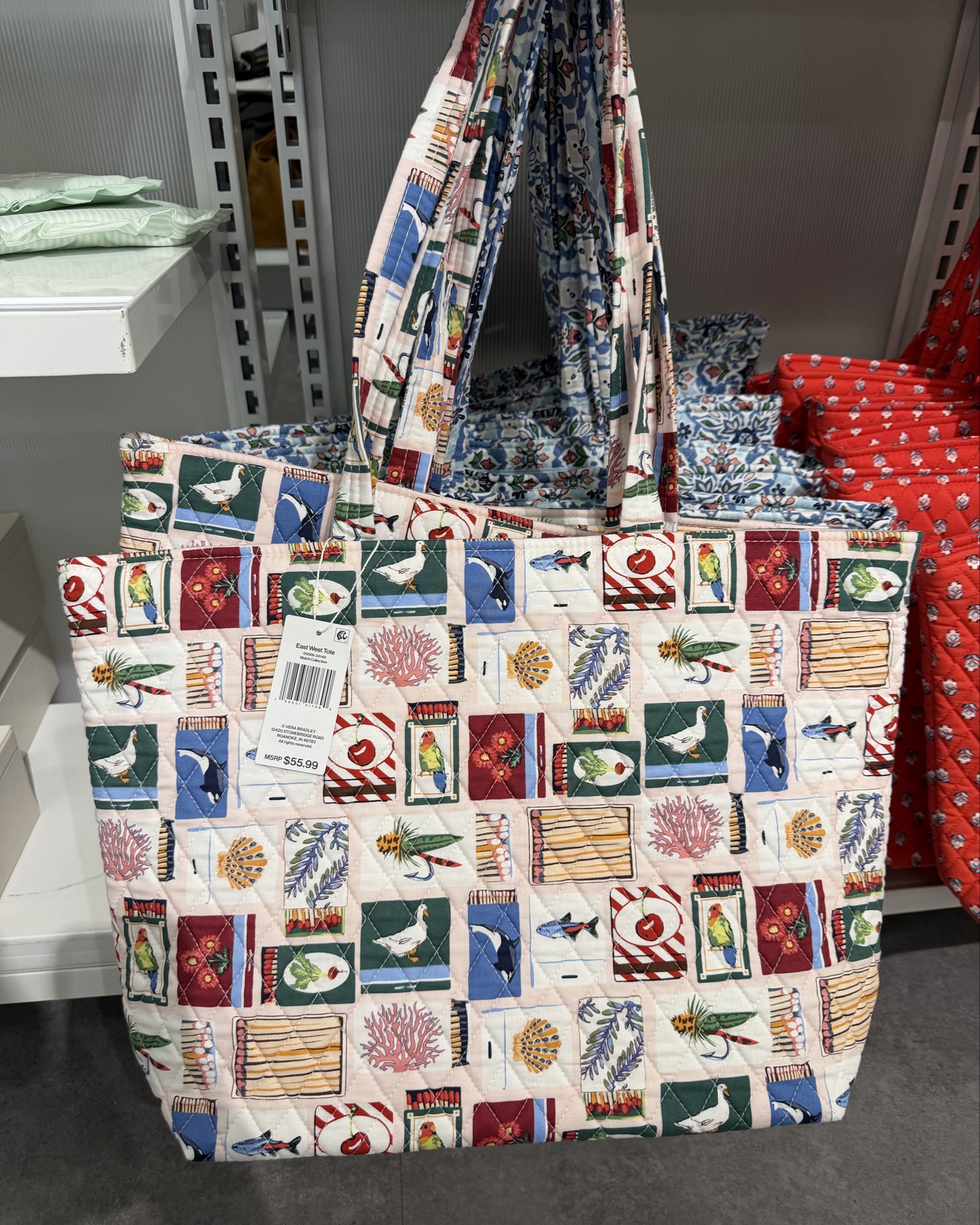 If you’re still looking for the perfect tote for spring/summer this is it 🤍

How fun is this print?! And you already know I had to grab a cute water bottle too the straw cover sold me 🐟✨ 

@Target 


#LTKSeasonal #LTKTall