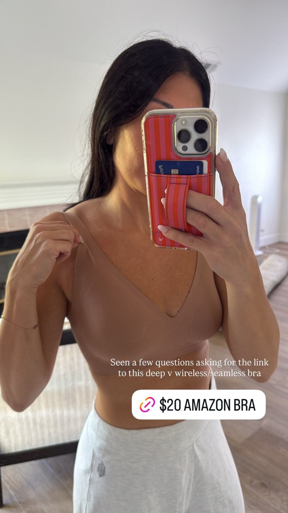 Seen a few questions asking for the link to this deep v wireless/seamless bra