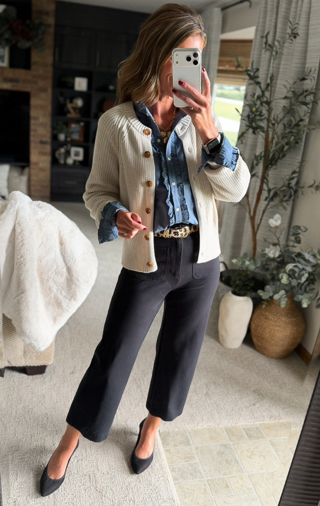Last call to save on this chambray top and cardigan 🎯 
Top/ small
Cardigan/ small
Pants/ 8

#LTKSeasonal #LTKOver40 #LTKWorkwear