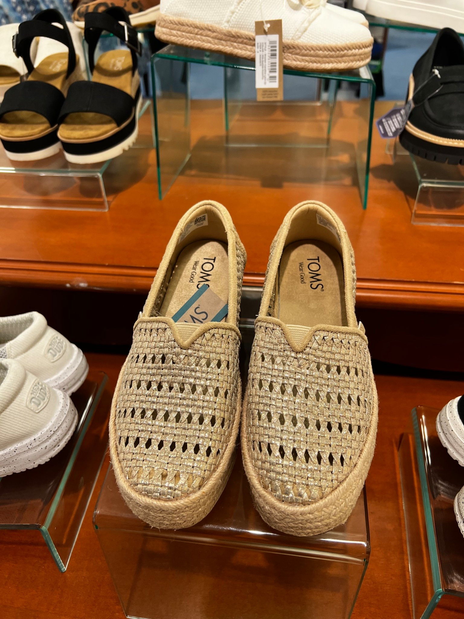 Are these not the cutest TOMS for spring and summer? The Crochet AND metallic 😍

#LTKshoecrush

#LTKgrwm #LTKootd