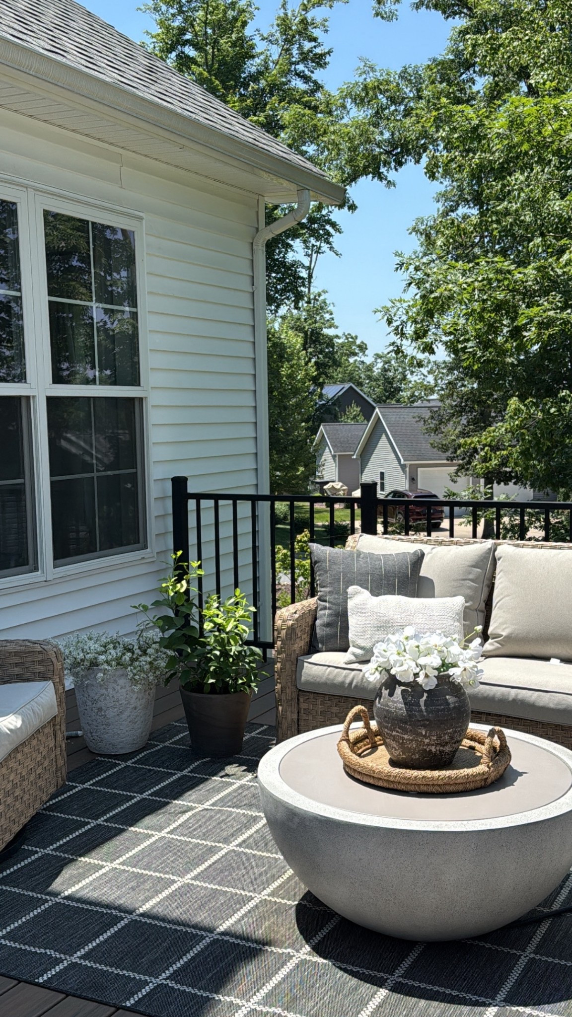 outdoor space ☀️

Outdoor, patio, furniture, planters, outdoor rug, outdoor pillows

#LTKHome #LTKSeasonal #LTKFindsUnder50