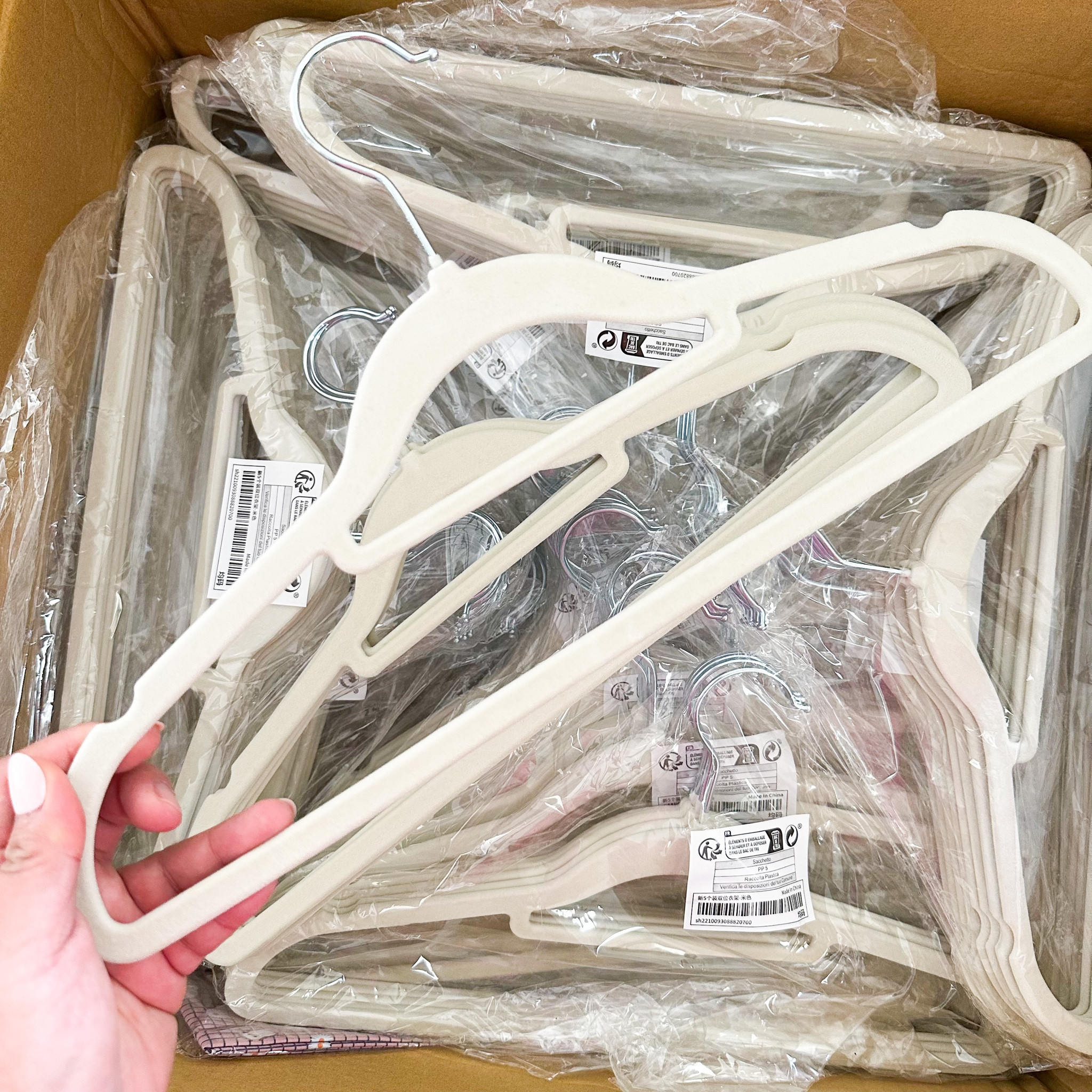 I'm redoing my kids closet cuz they've outgrown the kids hangers 😩I got these hangers for $.68  for 5 so 150 hangers for like $20 isn't that a great deal? 


#LTKFind #LTKsalealert #LTKfamily