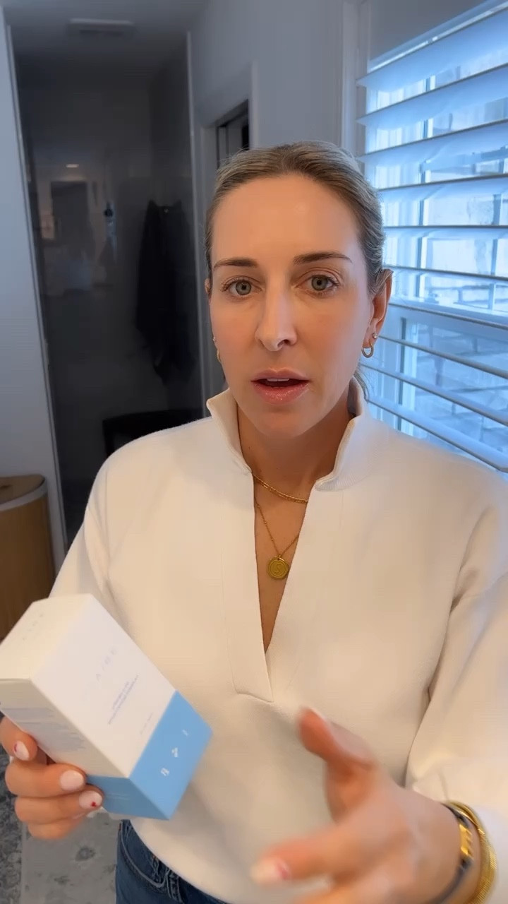 Skin Care

Medical grade skin care that changes your skin at the cellular level. Created by a dermatologist! Science meets skincare for the best results. 

NFM Hydrator repair vitamin C-FK Brightening Complex. This is the first product to be applied to clean, dry skin in a skin care routine. 

#LTKbeauty #LTKover40