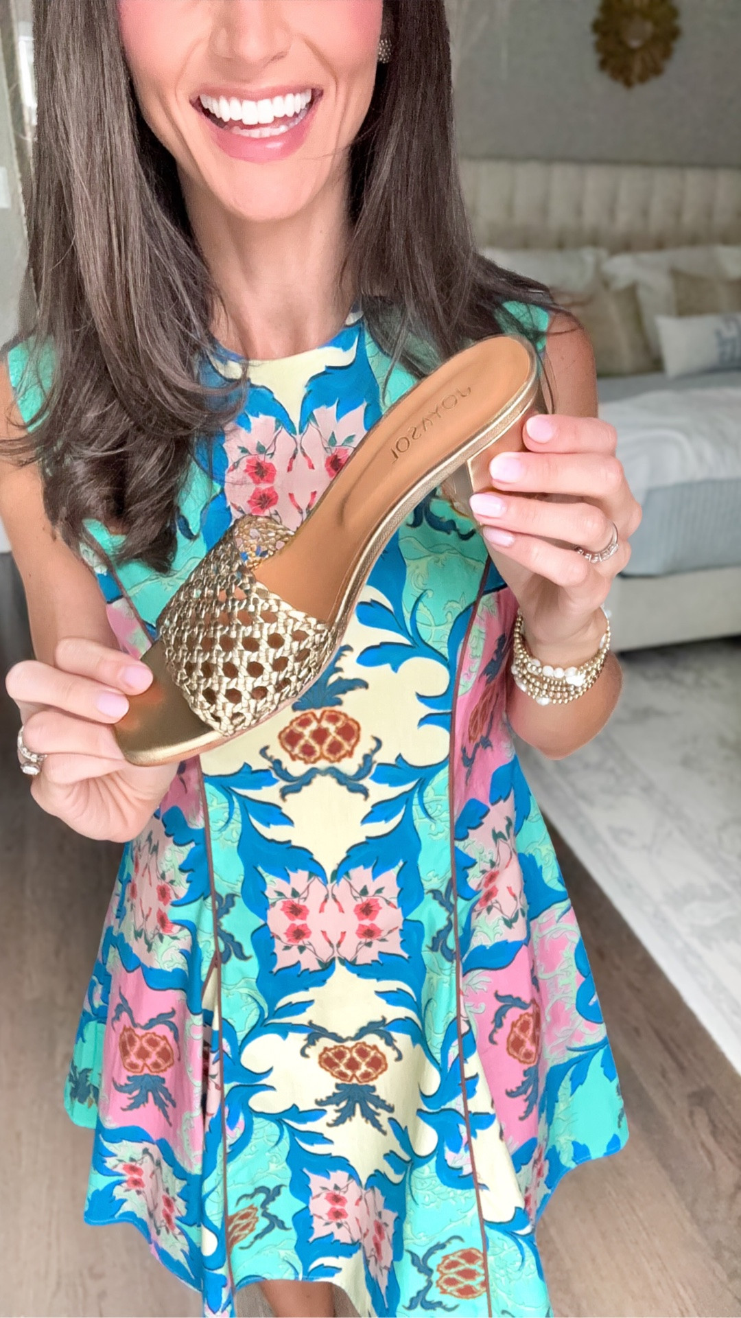 Don’t sacrifice comfort for beauty you have have both with this beautiful resort sandal 🌴

#LTKmomlife #LTKootd