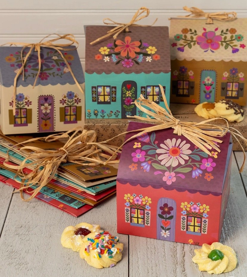 𝚃𝚑𝚒𝚜 𝚒𝚜 𝚝𝚑𝚎 𝚌𝚞𝚝𝚎𝚜𝚝 𝚜𝚎𝚝 𝚘𝚏 𝟸0 𝚐𝚒𝚏𝚝 𝚋𝚘𝚡𝚎𝚜 𝚝𝚑𝚊𝚝 𝚕𝚘𝚘𝚔 𝚕𝚒𝚔𝚎 𝚕𝚒𝚝𝚝𝚕𝚎 𝚌𝚘𝚝𝚝𝚊𝚐𝚎𝚜! 𝚃𝚑𝚎𝚢’𝚛𝚎 𝚜𝚞𝚌𝚑 𝚊𝚗 𝚊𝚍𝚘𝚛𝚊𝚋𝚕𝚎 𝚠𝚊𝚢 𝚝𝚘 𝚐𝚒𝚏𝚝 𝚋𝚊𝚔𝚎𝚍 𝚐𝚘𝚘𝚍𝚜, 𝚌𝚛𝚎𝚊𝚝𝚎 𝚙𝚊𝚛𝚝𝚢 𝚏𝚊𝚟𝚘𝚛𝚜, 𝚠𝚛𝚊𝚙 𝚐𝚒𝚏𝚝𝚜 𝚊𝚗𝚍 𝚖𝚘𝚛𝚎! 𝚃𝚑𝚎 𝚛𝚊𝚏𝚏𝚒𝚊 𝚒𝚜 𝚒𝚗𝚌𝚕𝚞𝚍𝚎𝚍 𝚊𝚗𝚍 𝚒𝚜 𝚝𝚑𝚎 𝚙𝚎𝚛𝚏𝚎𝚌𝚝 𝚏𝚒𝚗𝚒𝚜𝚑𝚒𝚗𝚐 𝚝𝚘𝚞𝚌𝚑!

#LTKHoliday #LTKfoodie #LTKHome