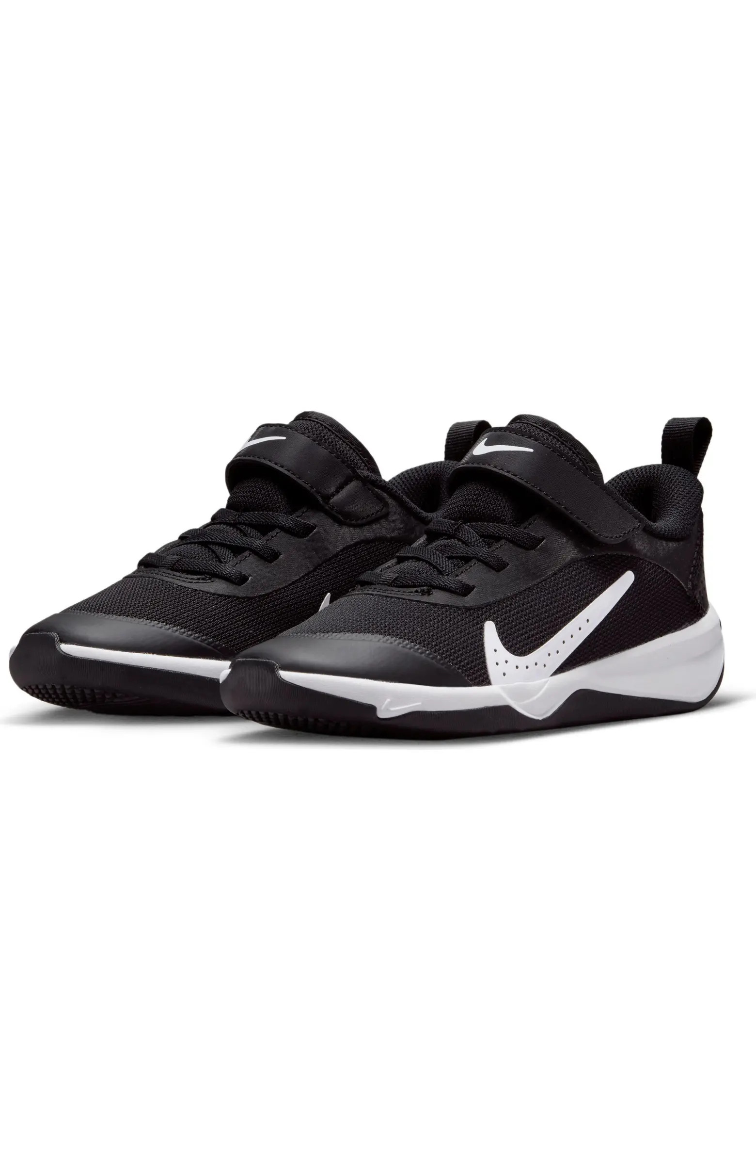 Nike Kids' Omni Multi-Court Sneaker | Nordstrom | Nordstrom
