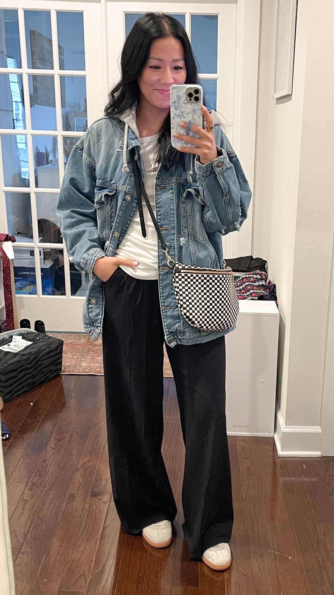 Size small jacket and tee
Size small pants
Sized down 1/2 in sneakers 


#LTKmomlife #LTKootd #LTKOver40