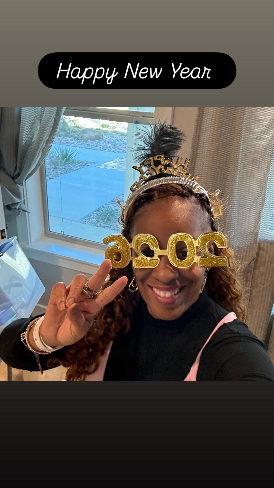 Happy New Years Lovelies! 

#LTKU #LTKHoliday #LTKfitnessgoals