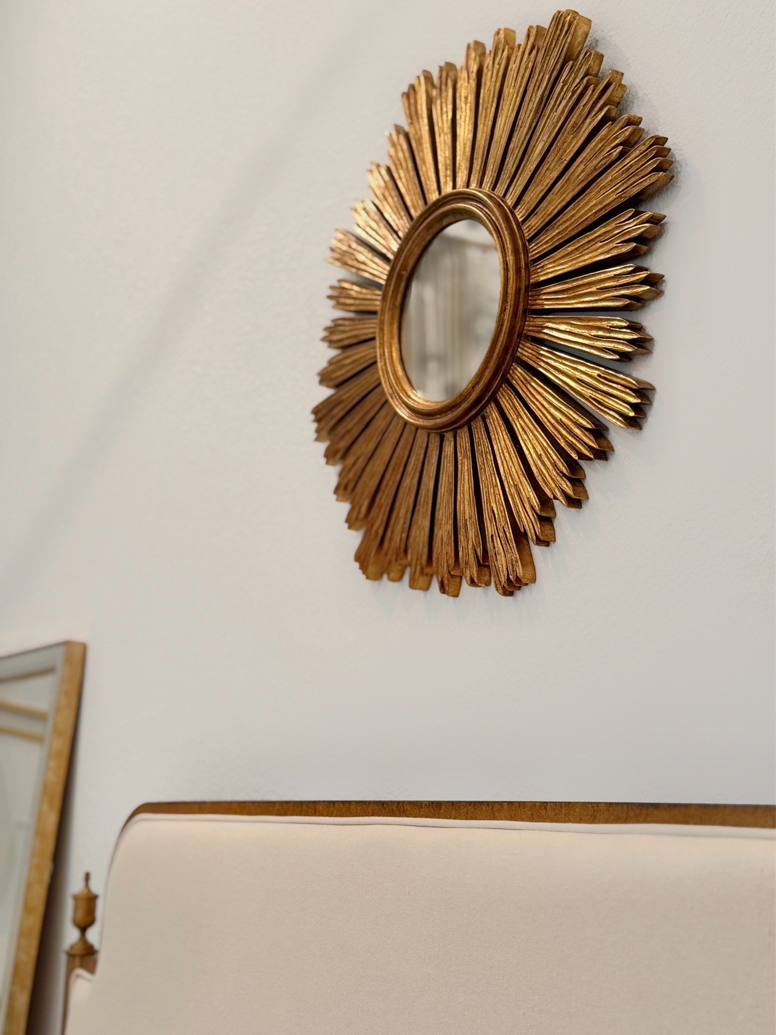 Sunburst mirror restocked in both colors ✨

#LTKHome #LTKootd #LTKdayinmylife