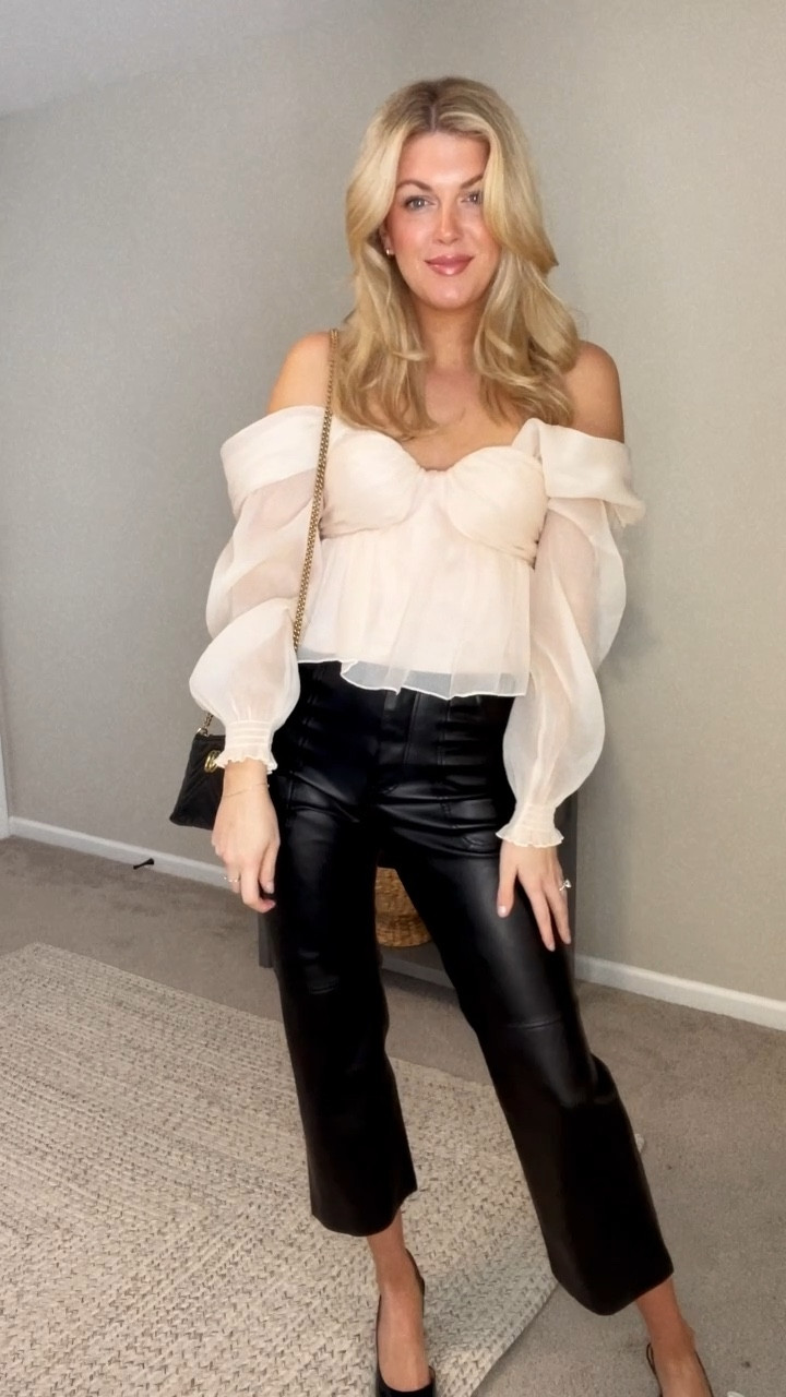 Valentine’s Day outfit options! 

#LTKVideo #LTKstyletip #LTKworkwear