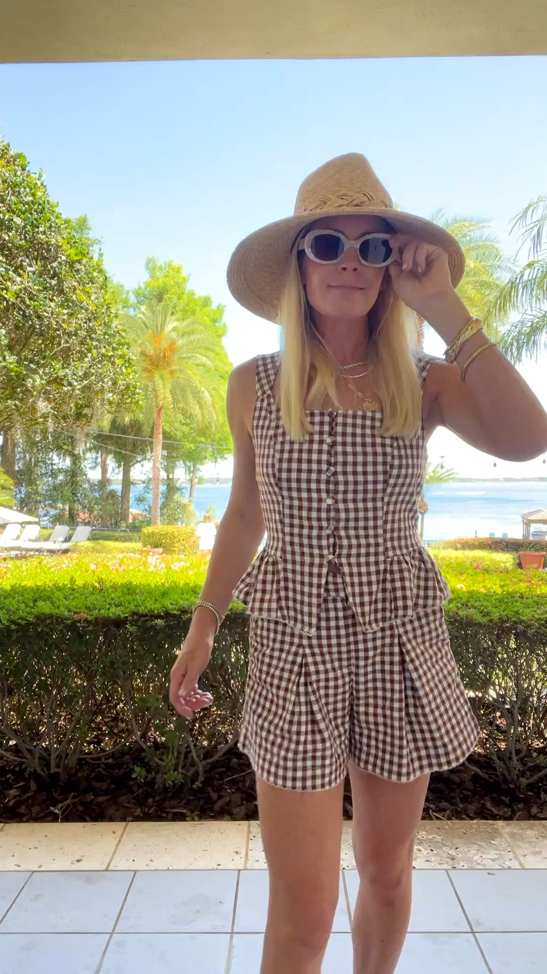 Took the Target gingham set out for an Easter spin! $50 for this insane set - looks way more $$$
I’m in an XS in both 
