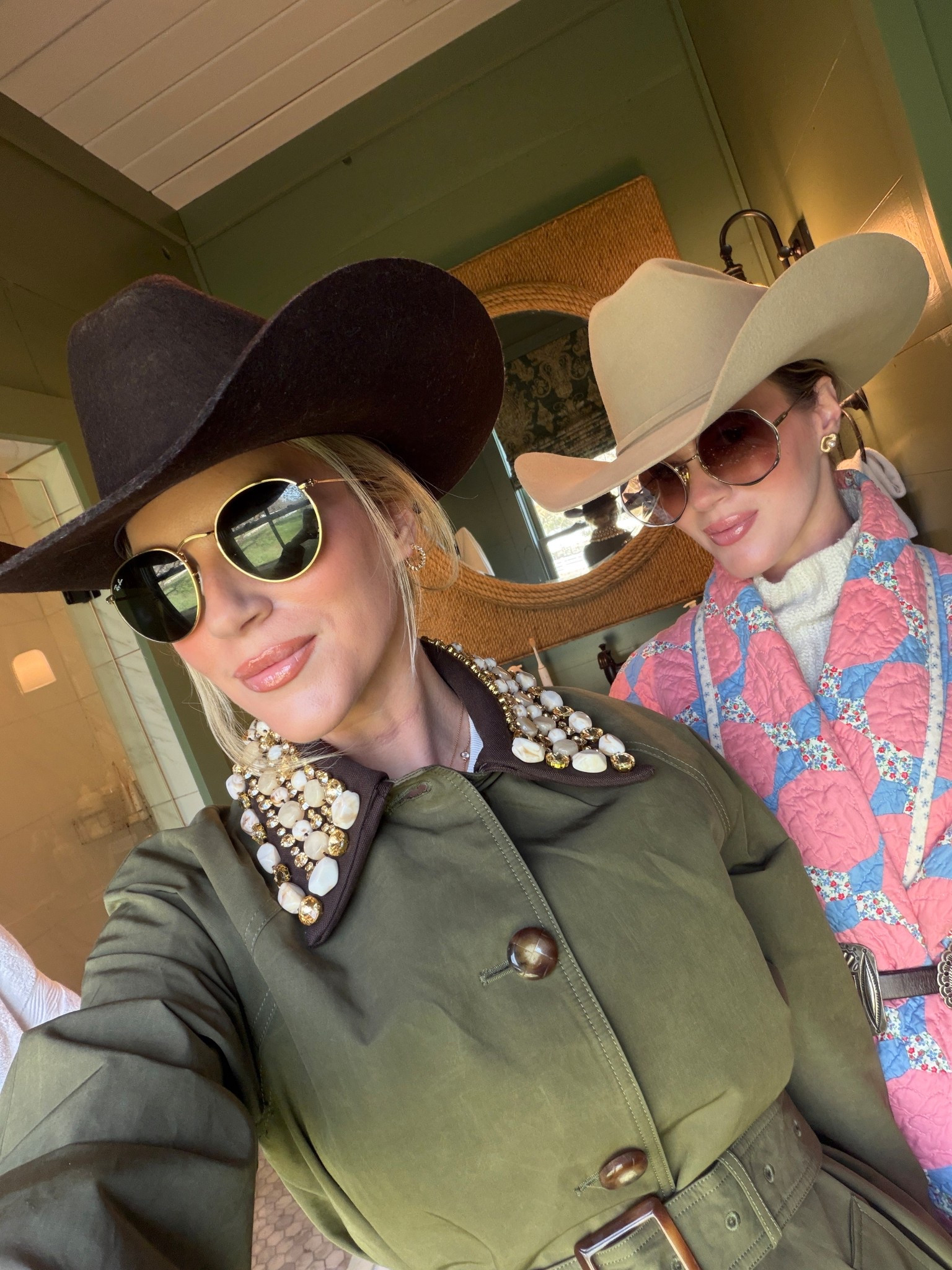 Current favorites lips:

Liner in Johnny or Whatever Walnut
Gloss 001