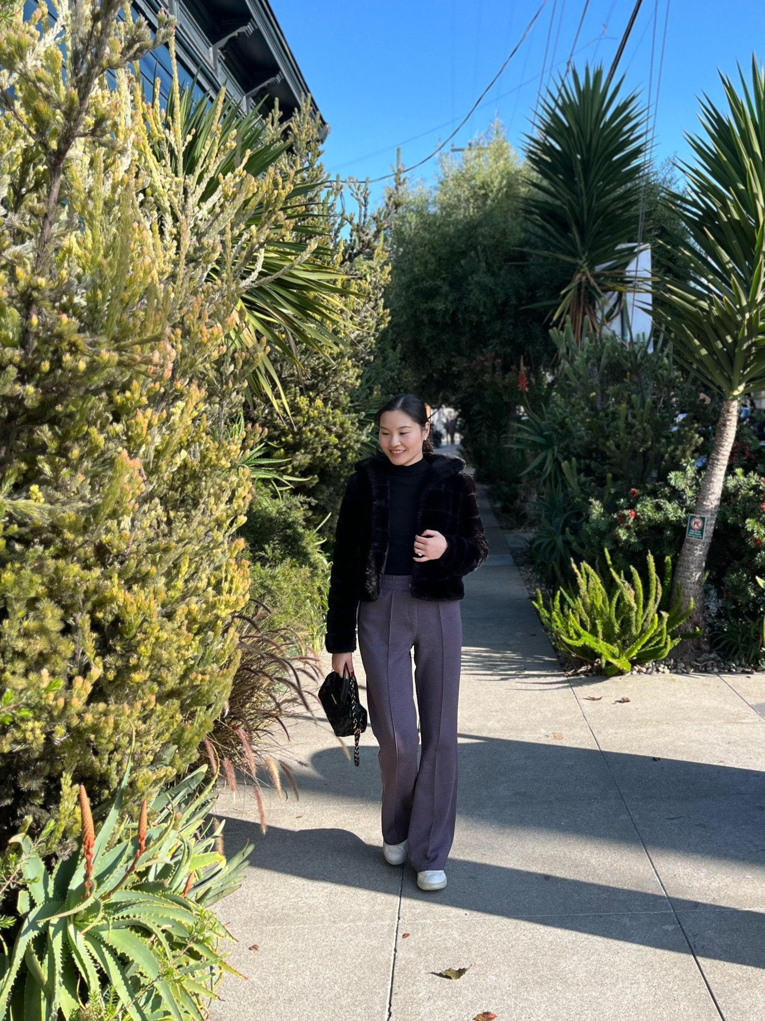 Cozy and soft fleece lined wide leg pants that work for travel and the office. I’m wearing XS regular in these pants, they run a little long. I am 5’6”. 

#LTKWorkwear #LTKSaleAlert #LTKTravel