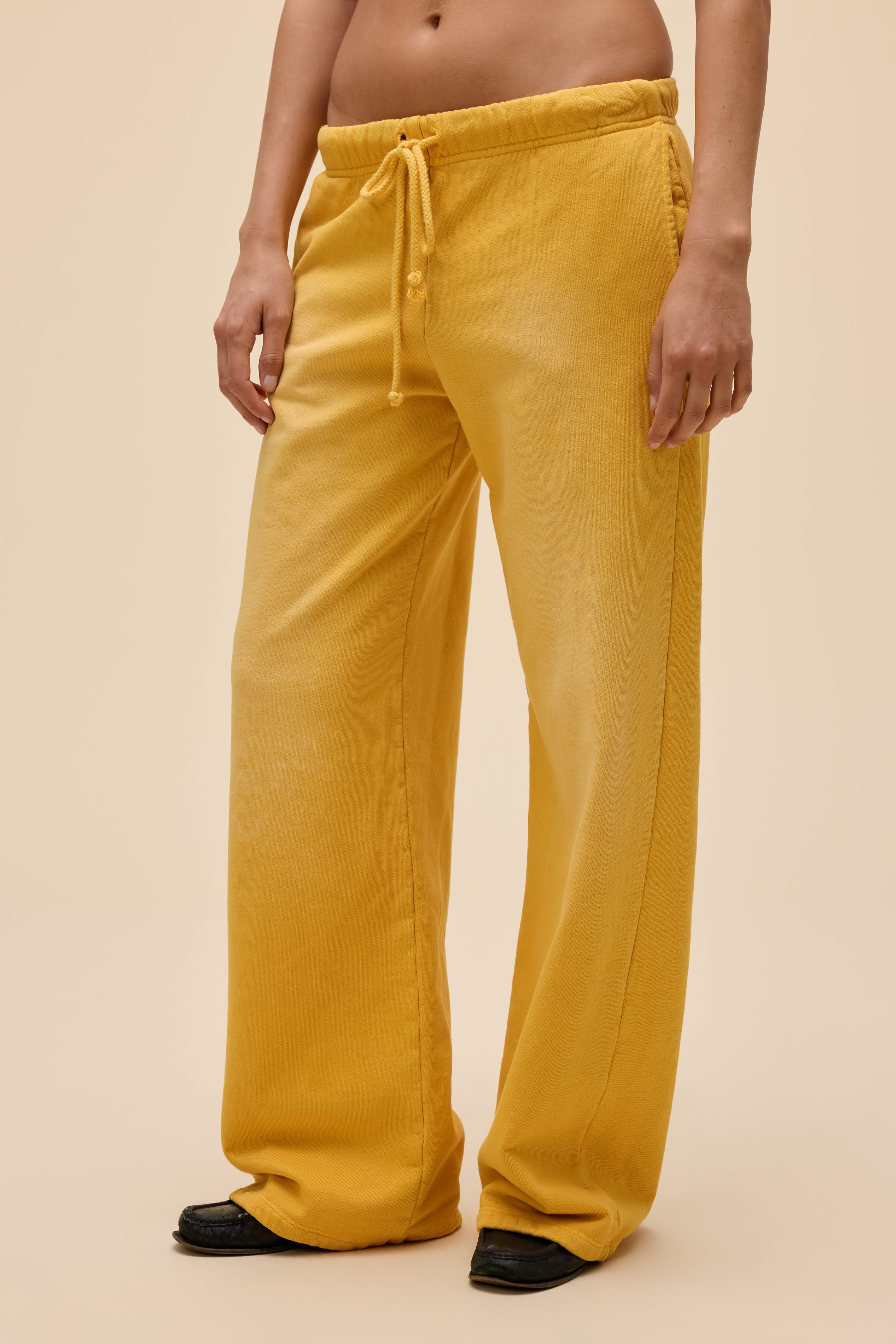 Solid Relaxed Sweatpant | Daydreamer