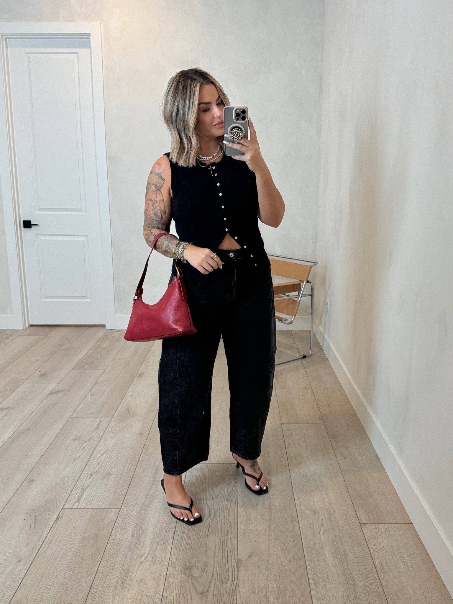 Top M 
Jeans 12 /31  could have done a 10 
#abercrombie #barreljeans #midsize 


Follow my shop @shaynaslife on the @shop.LTK app to shop this post and get my exclusive app-only content!

#liketkit 
 

#LTKStyleTip #LTKFindsUnder100 #LTKMidsize #LTKStyleTip #LTKFindsUnder100 #LTKBeauty