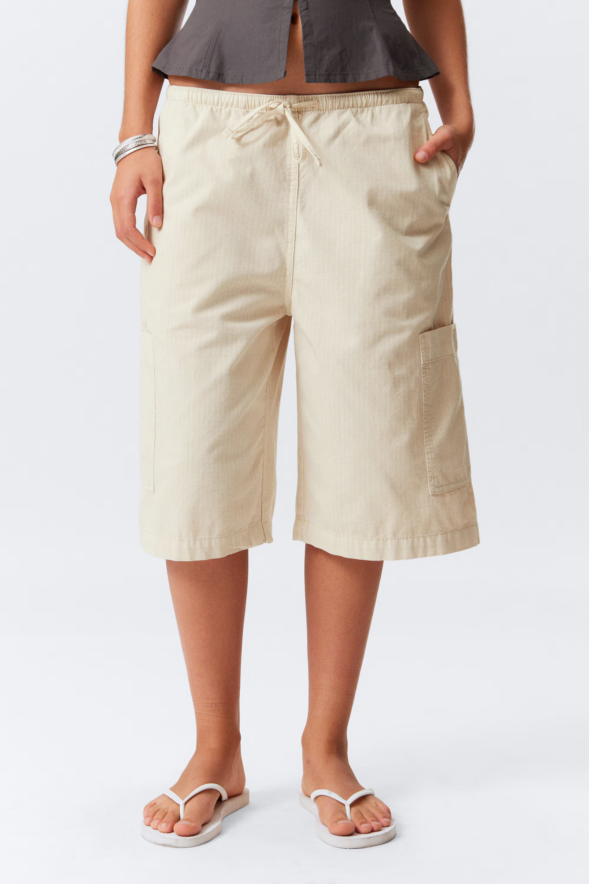 Locker geschnittene Ripstop-Cargo-Shorts | Weekday