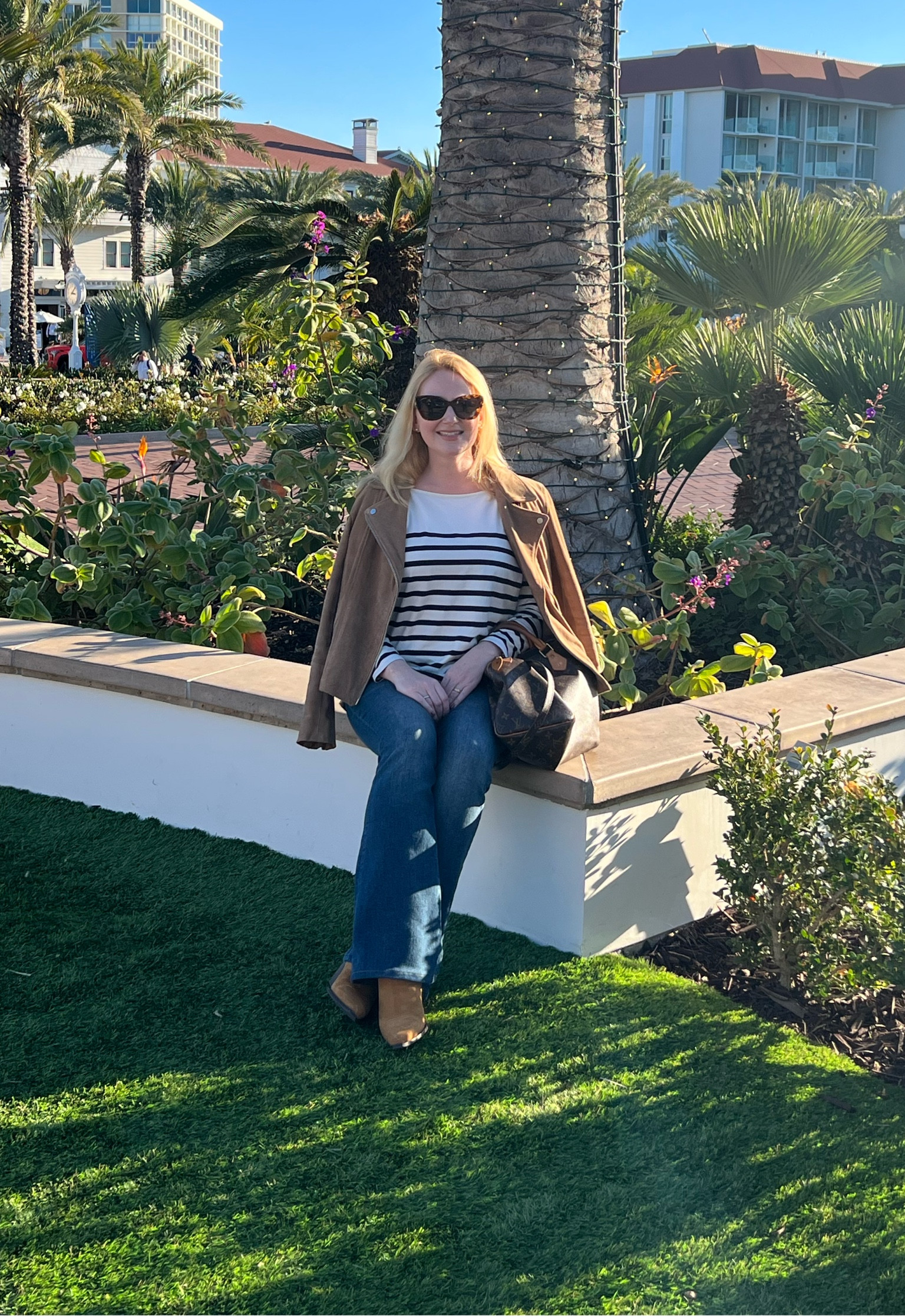 Striped sweater, bootcut jeans, beige suede jacket and cowboy boots 

#LTKSeasonal #LTKstyletip