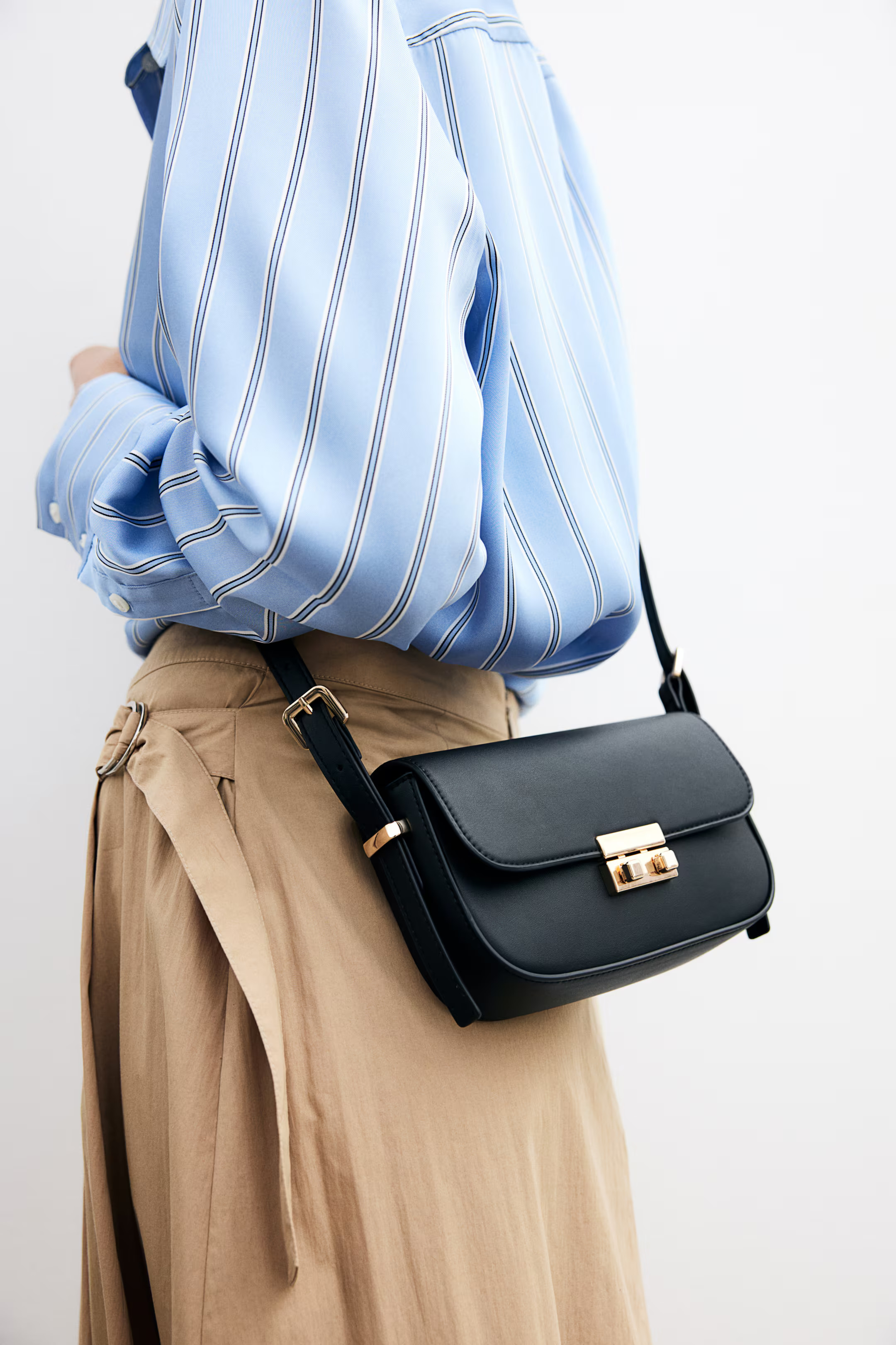 Crossbody-Tasche - Braun - Ladies | H&M AT | H&M (DE, AT, CH, NL, FI)