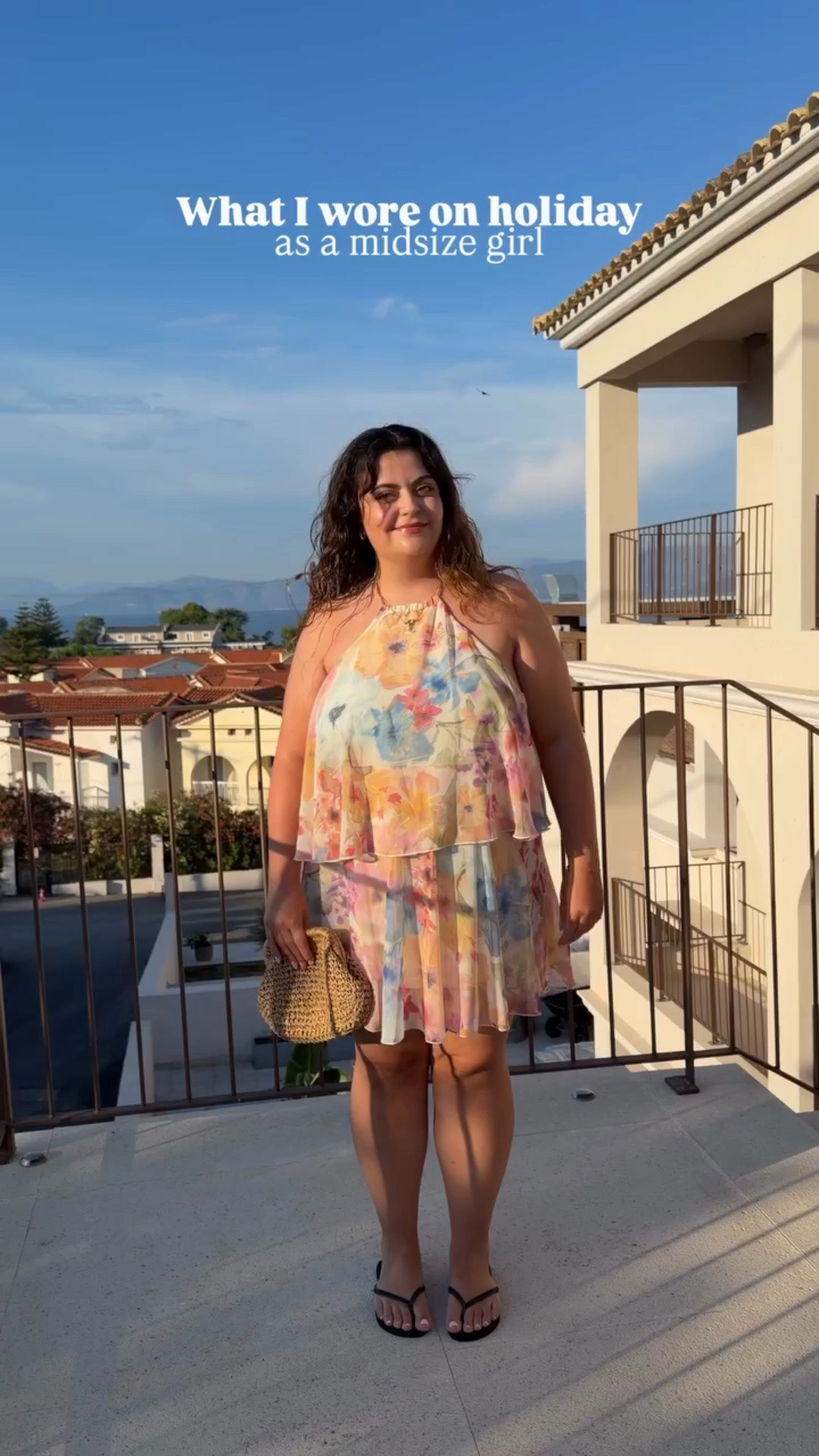 A snippet of my midsize holiday wardrobe 🇬🇷🔥✈️☀️ 

#midsizefashion #midsizestyle #summeroutfitideas #holidayoutfits