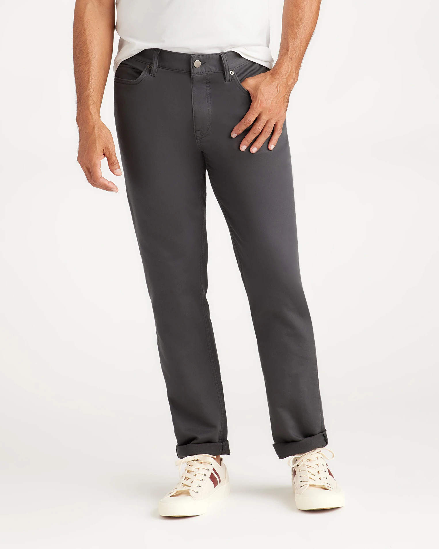 Quince | Men's Comfort Stretch Traveler 5-Pocket Pants in Dark Charcoal/Spandex, Size 32X34, Organic Cotton | Quince