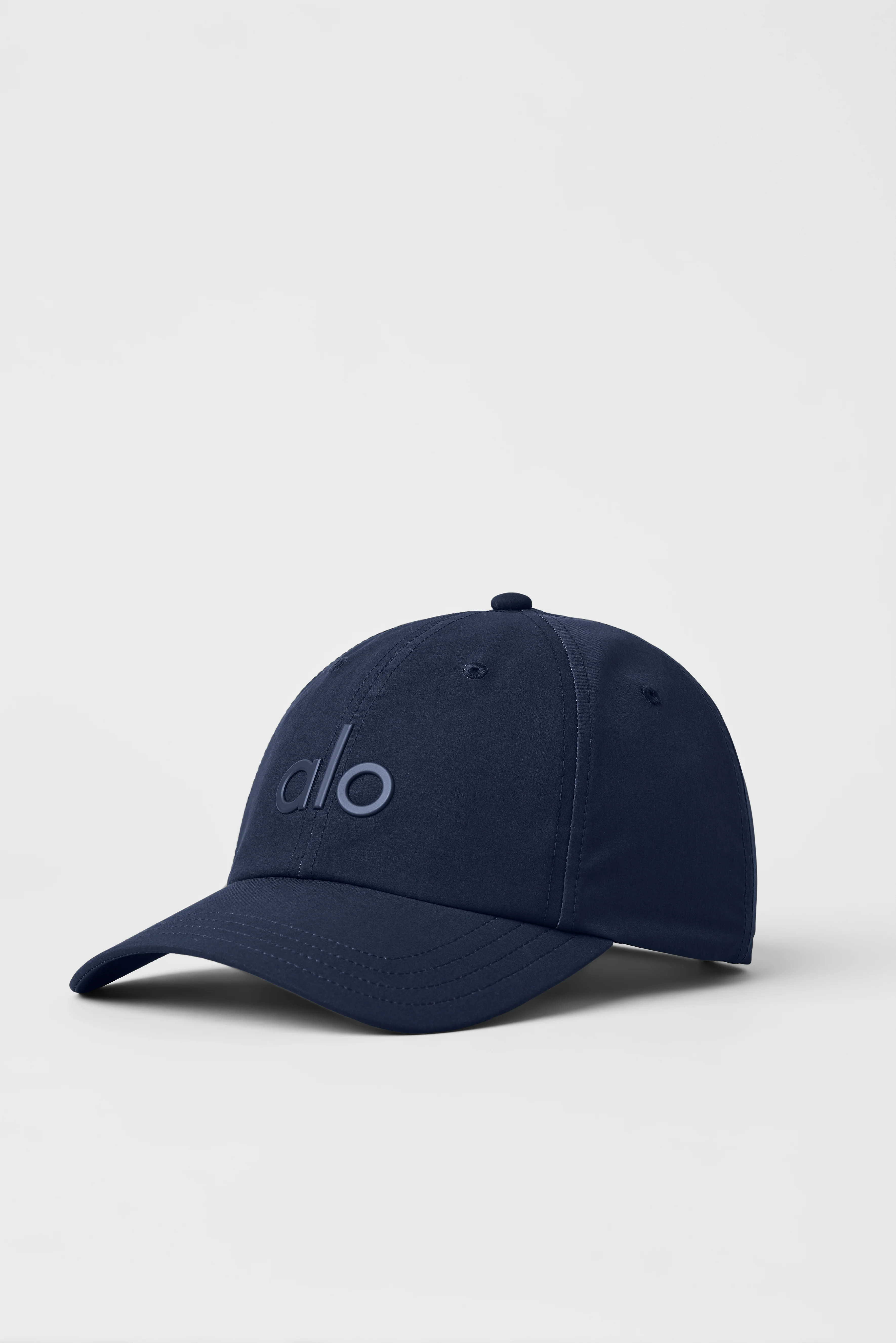 ALO | Performance Off-Duty Cap in Navy/Navy Blue | Alo Yoga (US)
