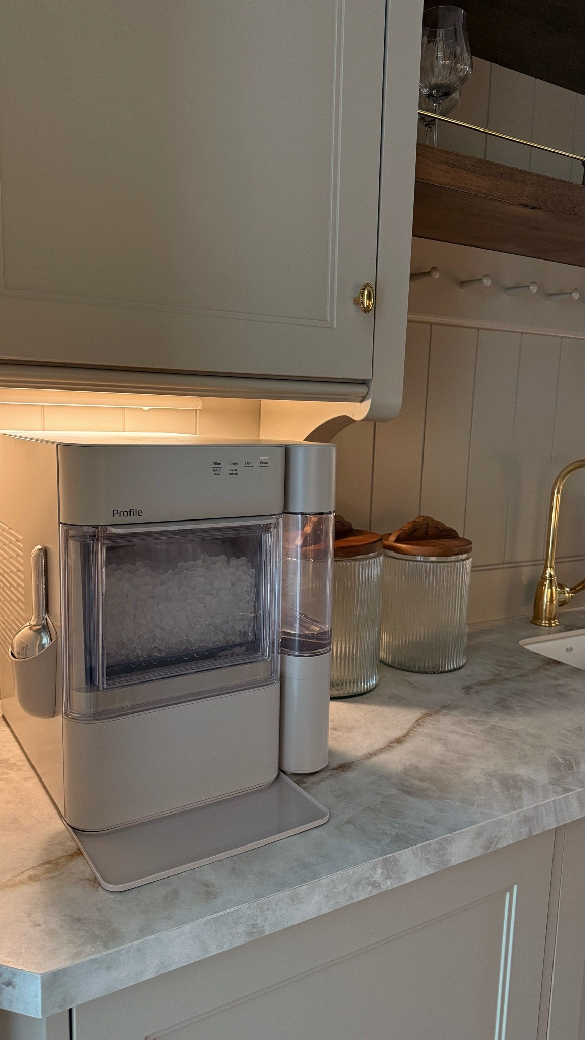 My ice maker!!!! Makes THE BEST nugget ice 🧊