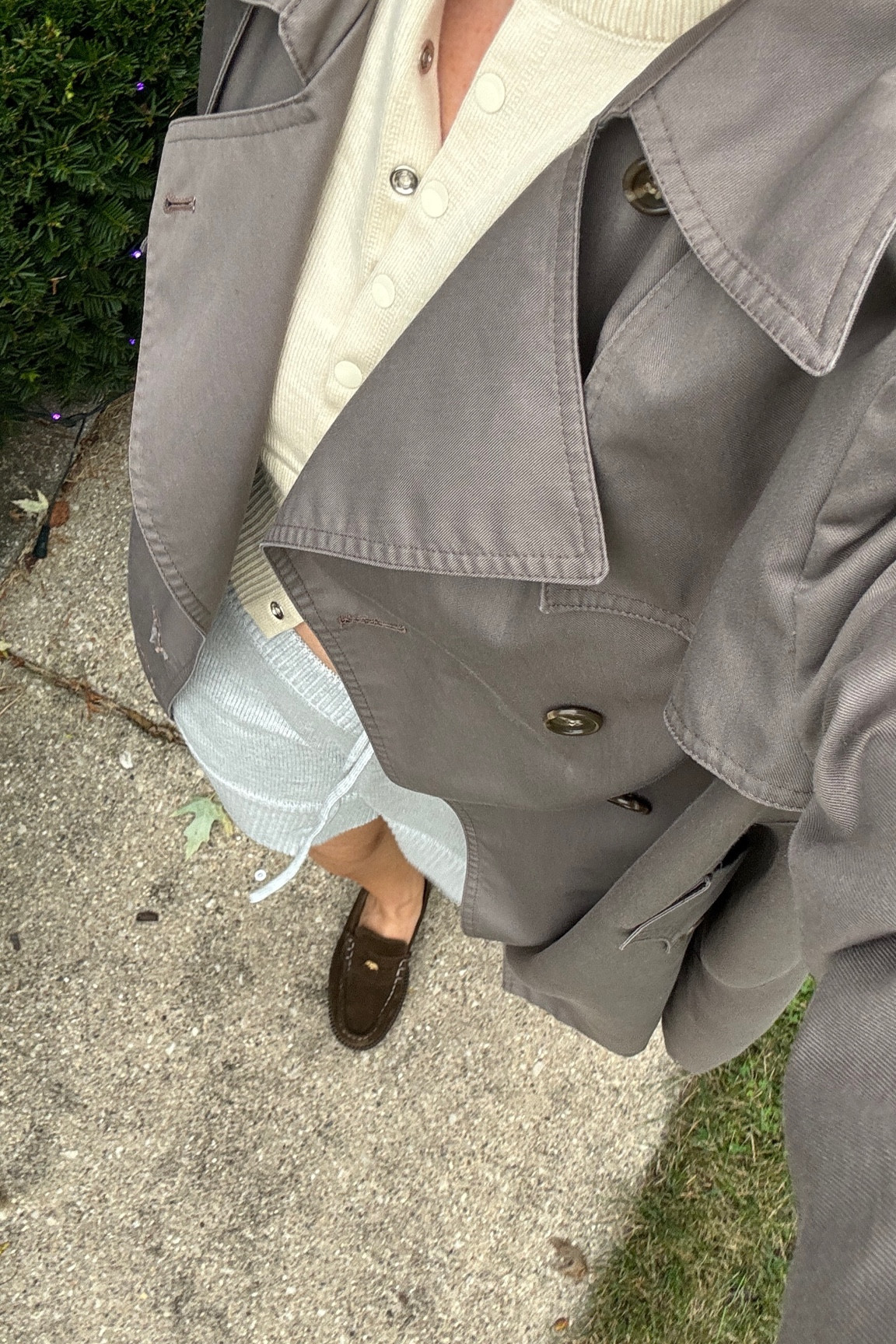 Cozy, casual fall roadtrip look 

#LTKSeasonal #LTKFindsUnder100 #LTKStyleTip