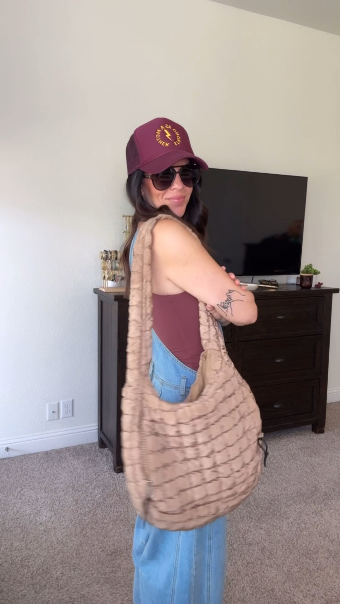 Mom uniform: comfy, cute, and always on the move! 



#LTKootd #LTKmomlife