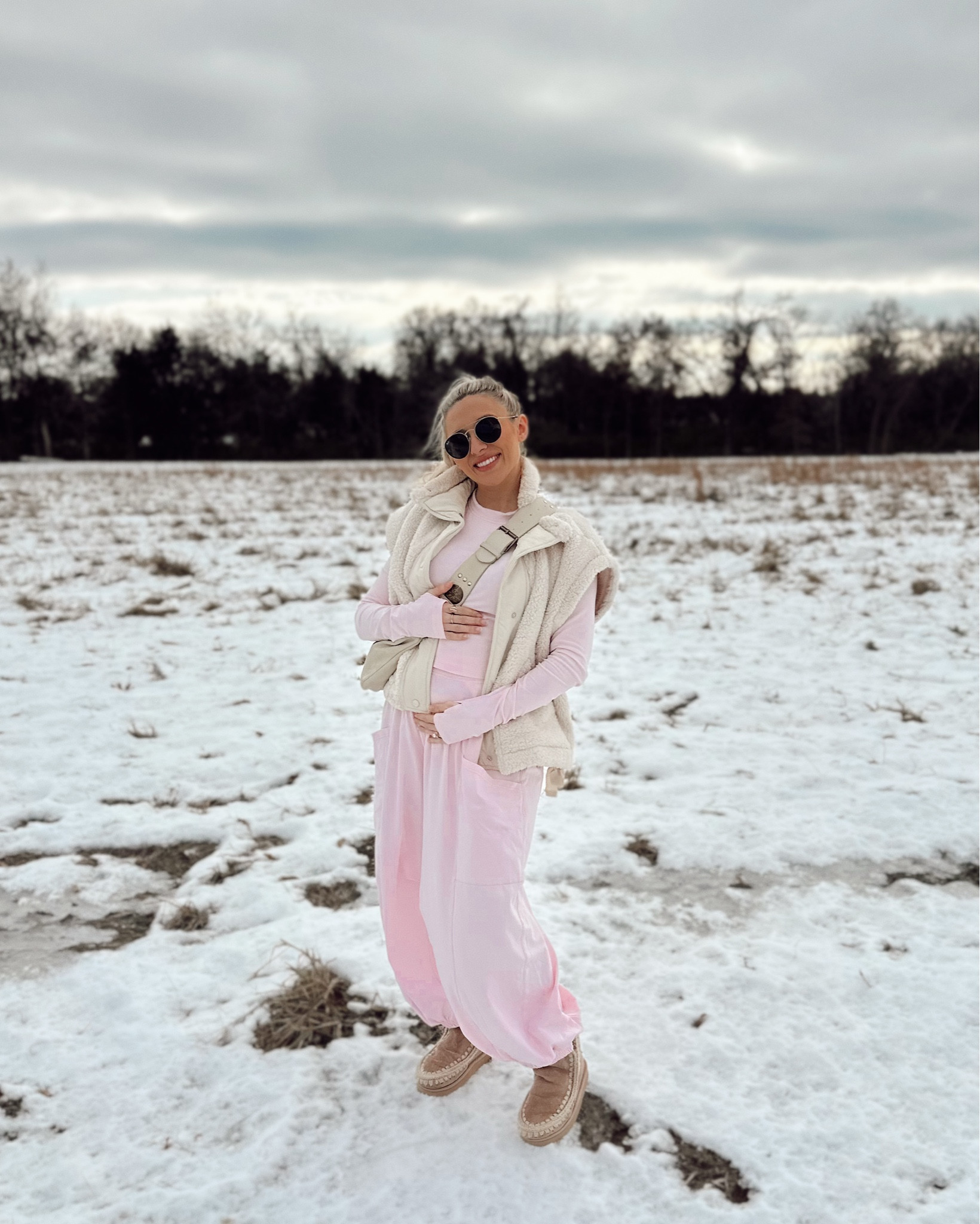 Splurge vs. Steal: Baby Pink Edition 💖✨
Obsessed with my Free People Hot Shot set — the baby pink is just chef’s kiss. But I also found the cutest budget-friendly set that gives the same cozy, stylish vibe for a fraction of the price. Whether you’re team splurge or team steal, you can still get that soft, comfy, everyday pink look without breaking the bank.

I love that fashion gives you options — you can find pieces that look just as good (sometimes even better 👀), no matter your budget. Linking both the Free People Hot Shot set and the affordable @aerie dupe so you can compare fit, color, and overall vibe. 🩷🛍️💅



#LTKootd #LTKBump #LTKActive