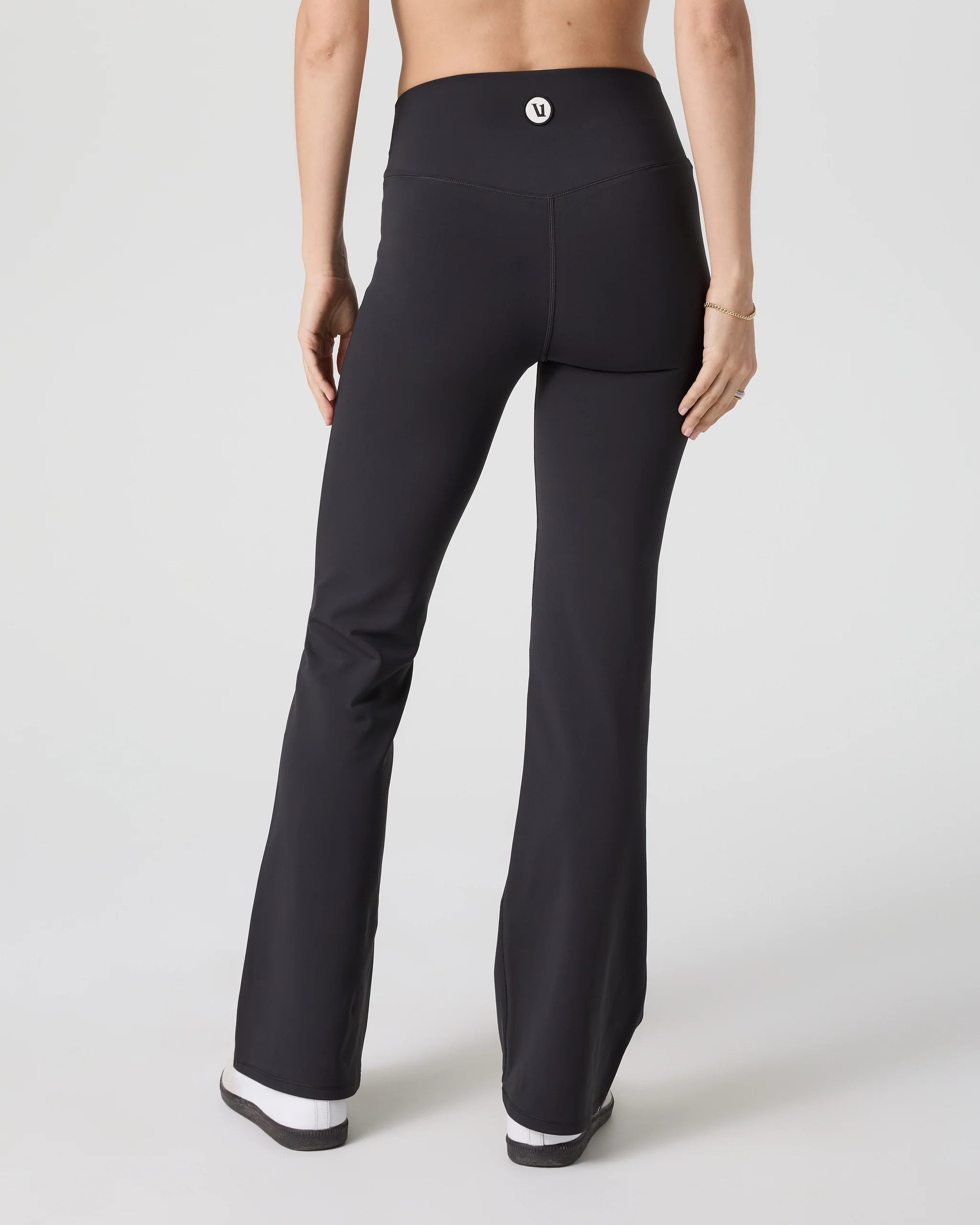 Chilled Out Bootcut | Washed Black Bootcut Leggings | Vuori | Vuori Clothing (US & Canada)