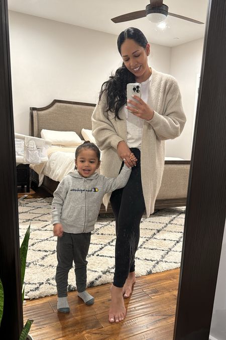 Mommy and Toddler travel outfits 🫶🏼 #travel #travelwithme #travelootd #traveloutfit

travel ootd
travel fashion
travel outfit 
airport outfit
airport travel outfit
airport fashion
airport style
mommy and me
toddler travel outfit
toddler outfit
toddler fashion

#LTKTravel #LTKFamily #LTKKids