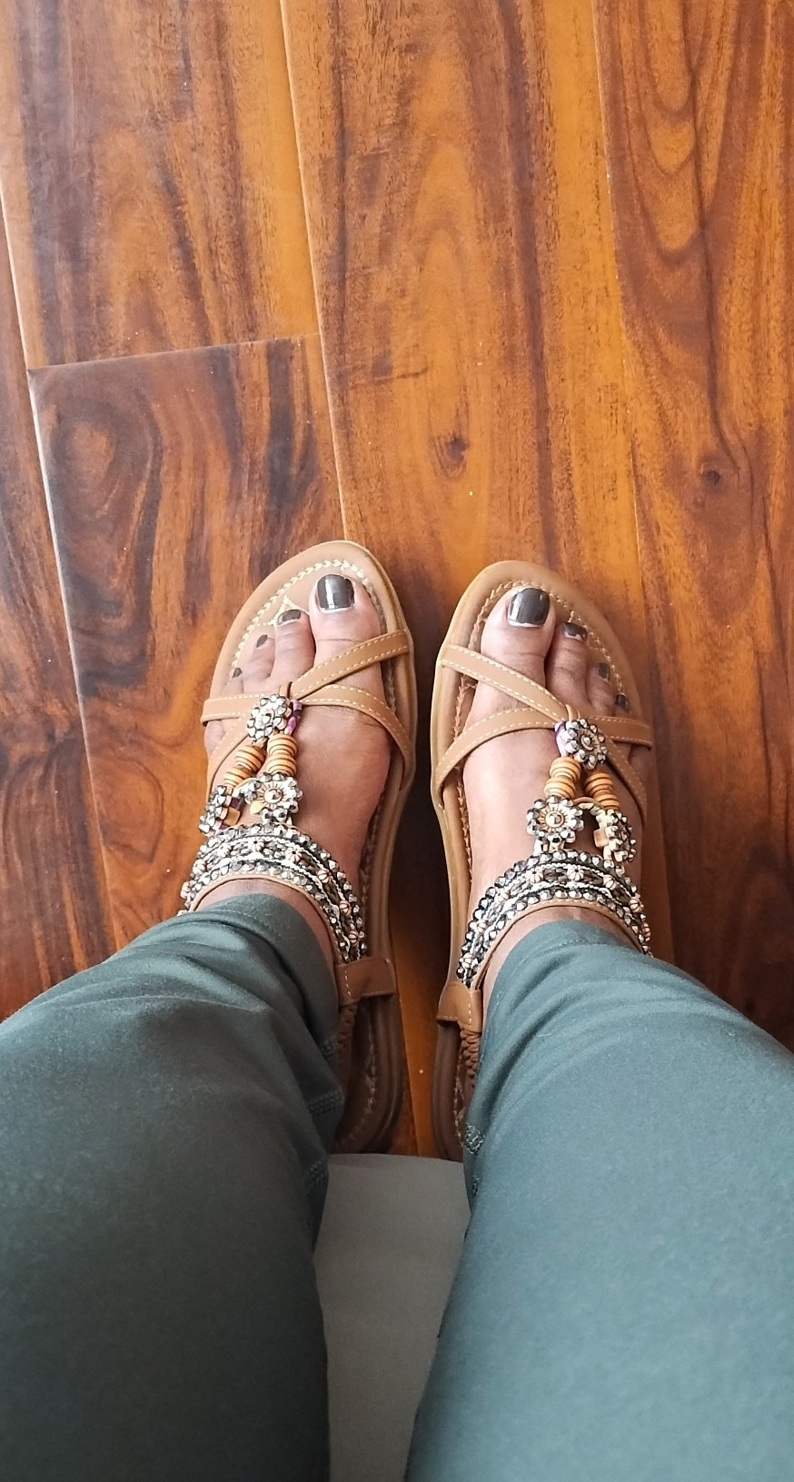 Ok off to running errands! It's quite a lot today too. So I'm getting some good use out my comfy pair of sandals before summer ends.👡⛱️🔆

#LTKSeasonal #LTKdayinmylife #LTKootd