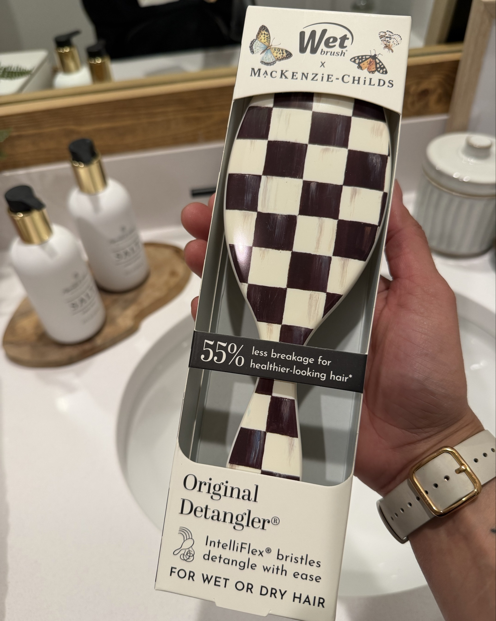If it’s cute and actually works… I’m sold 🤎

This new MacKenzie-Childs x Wet Brush collab is SO good. The Courtly Check design is even prettier in person and instantly elevates your vanity (like… why does a hair brush make my bathroom look styled? 😂).

But it’s not just for looks—this is the OG Wet Brush formula, so it glides through wet hair with zero pulling. I’ve noticed way less breakage, especially right out of the shower.

One of those everyday items that feels a little more special ✨

#ltkbeauty #ltkhome #ltkfinds #mackenziechilds #wetbrush #targetfinds #targetstyle #bathroomdecor #vanitydecor #everydayluxury

#LTKHome #LTKmorningroutine #LTKselfcare