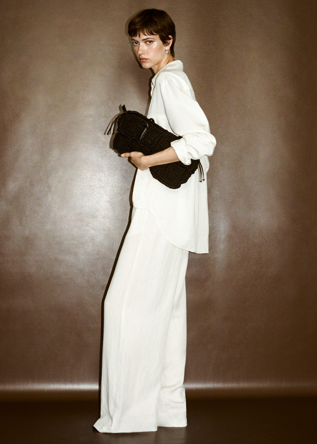 Crochet shoulder bag - Women | MANGO United Kingdom | MANGO (UK)