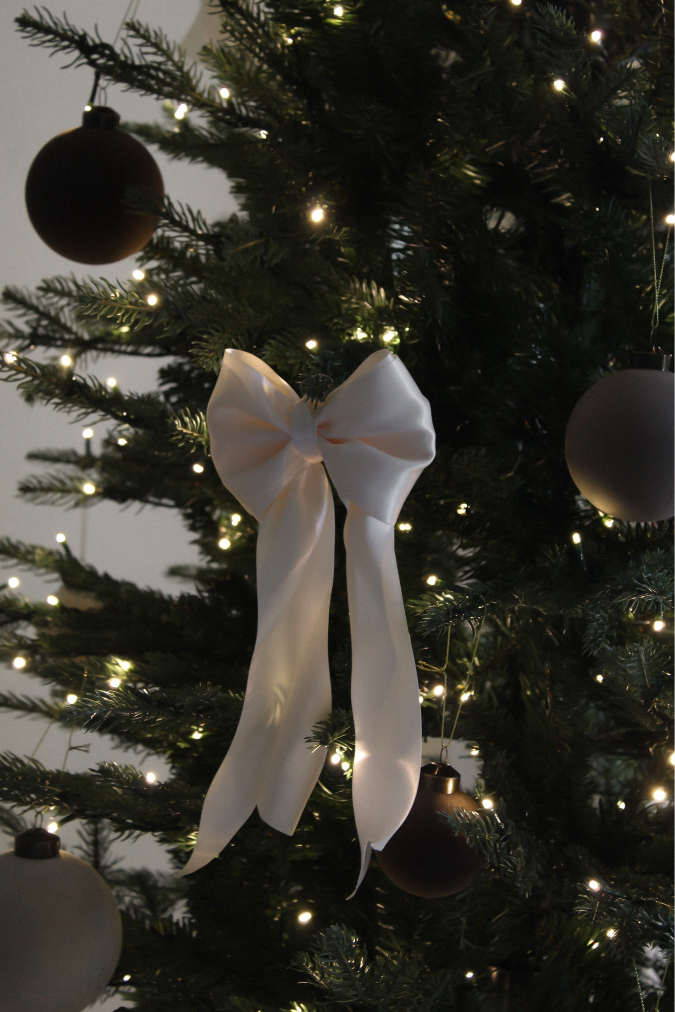 My most requested item recently. What ribbon I used for my DIY bows? 🎀 

#LTKFindsUnder50 #LTKSeasonal #LTKHoliday