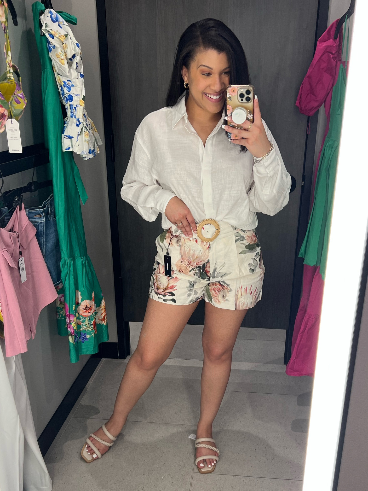 Express Looks perfect for summer up to 50% off

#LTKstyletip #LTKSeasonal #LTKsalealert