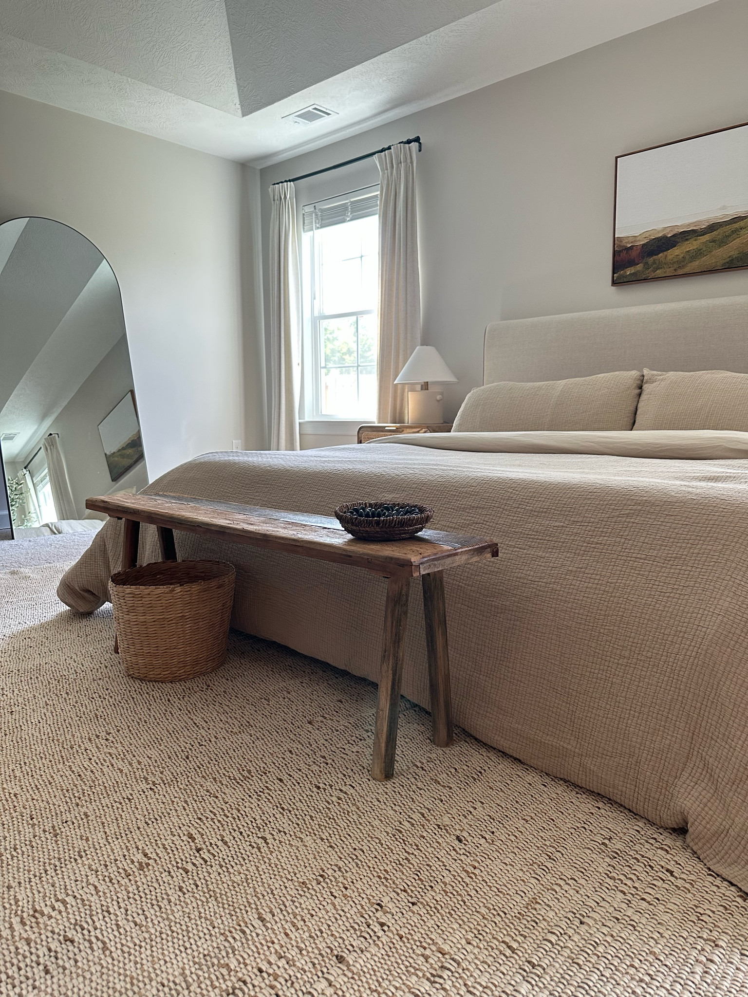 Bedroom
Vintage bench
Arched mirror

#LTKhome