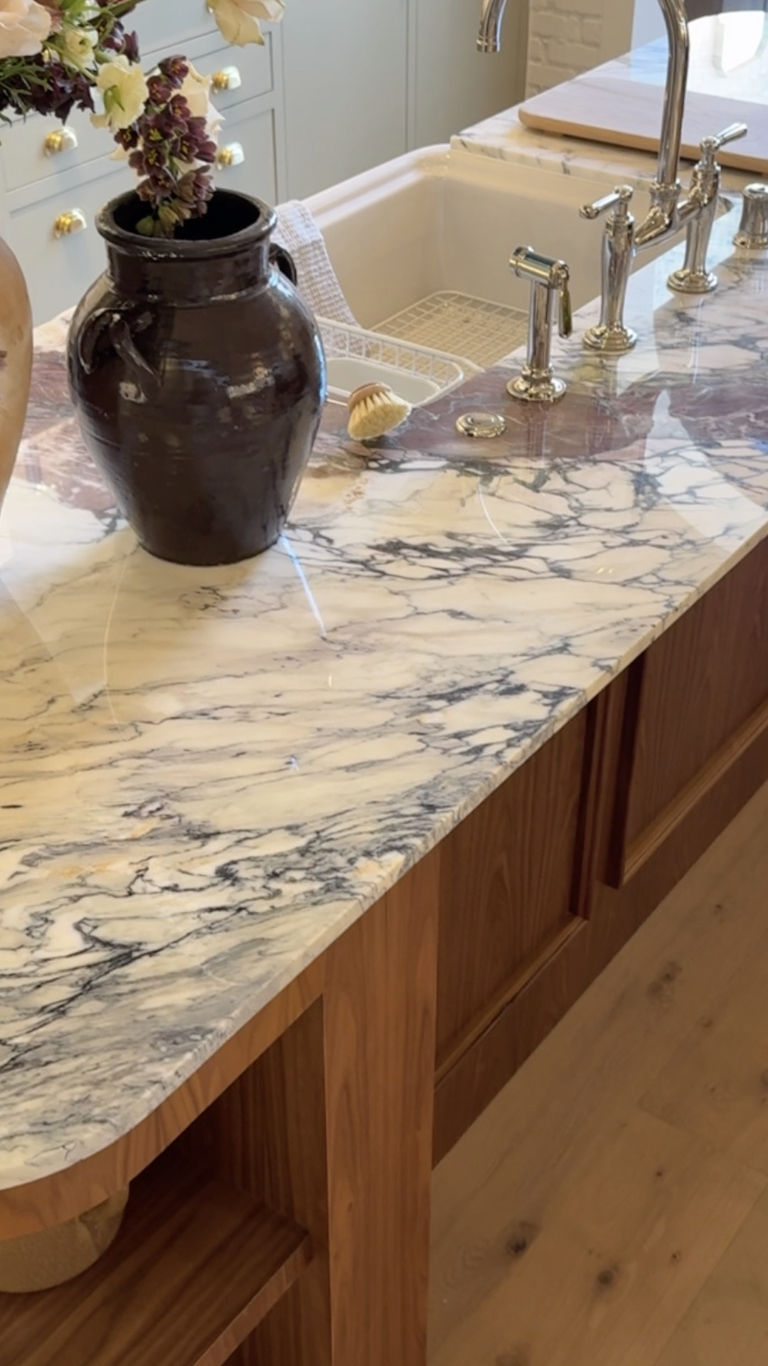 Kitchen sink of my dreams… ￼

#LTKHome #LTKstorytime