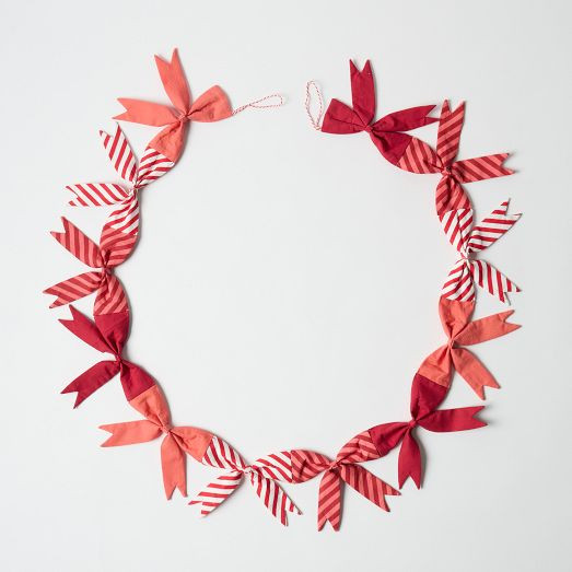 Holiday Bows Garland | West Elm (US)