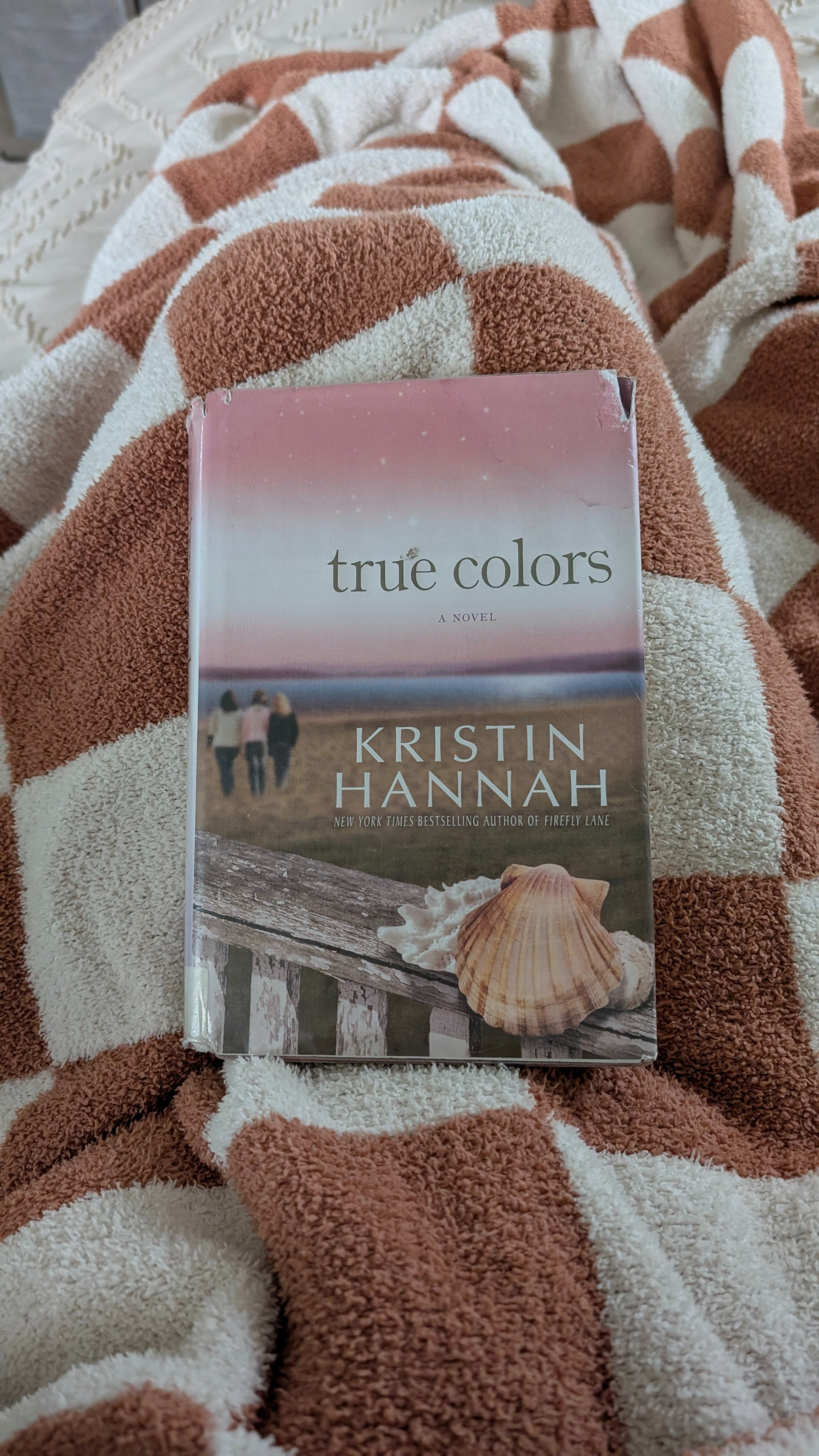 Currently reading 

#LTKdayinmylife #LTKselfcare #LTKstorytime