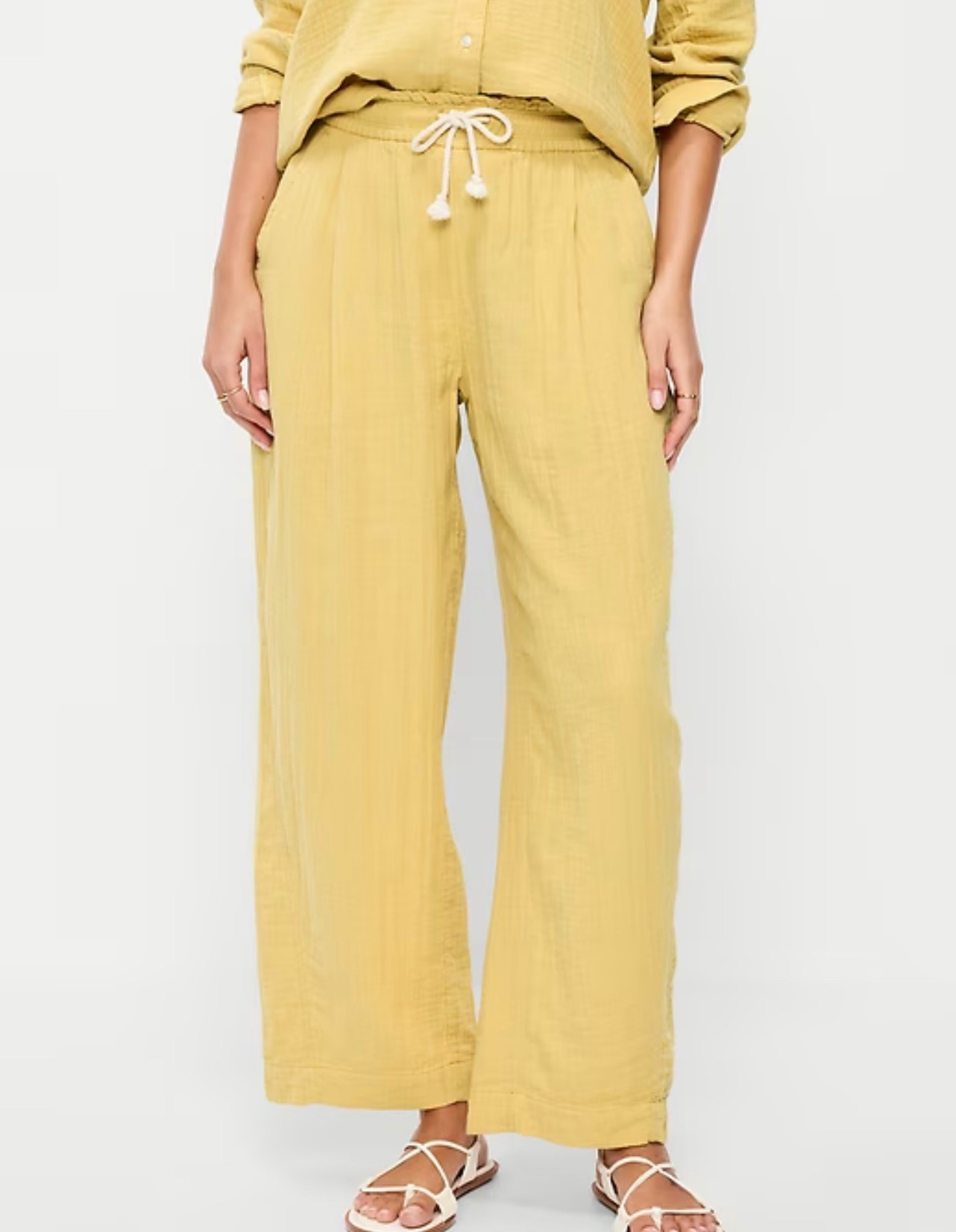 Crinkle gauze barrel leg pants, at 5’9”, the regular length was a perfect ankle length and the tall were a perfect full length. I am in between size 4-6 and the small fit well but I would do medium for extra comfy loose fit and room for shrinking.
