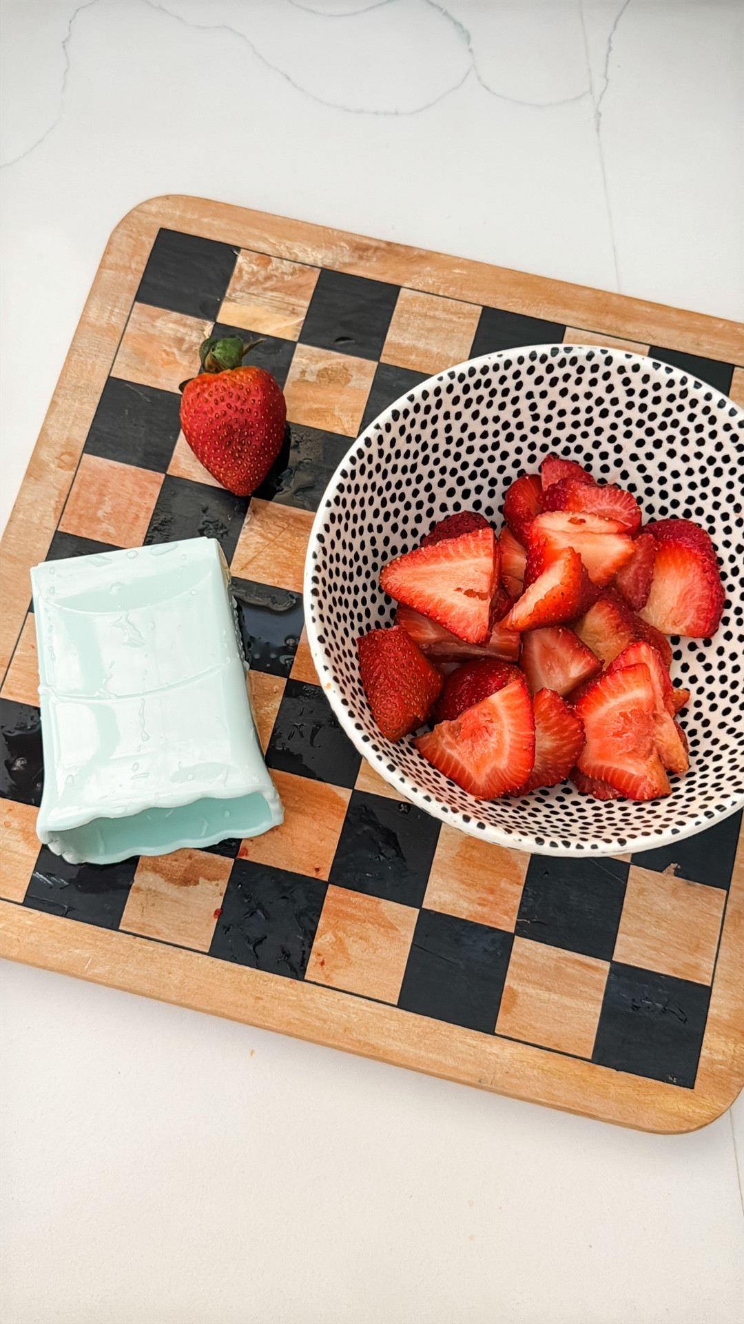 Slice and dice your strawberries effortlessly with this kitchen gadget! 🍓✨ Also works for hard boiled eggs plus more fruits & veggies. Pair it with our favorite wooden cutting board for a stylish kitchen upgrade.

#LTKfitnessgoals #LTKselfcare #LTKfoodie