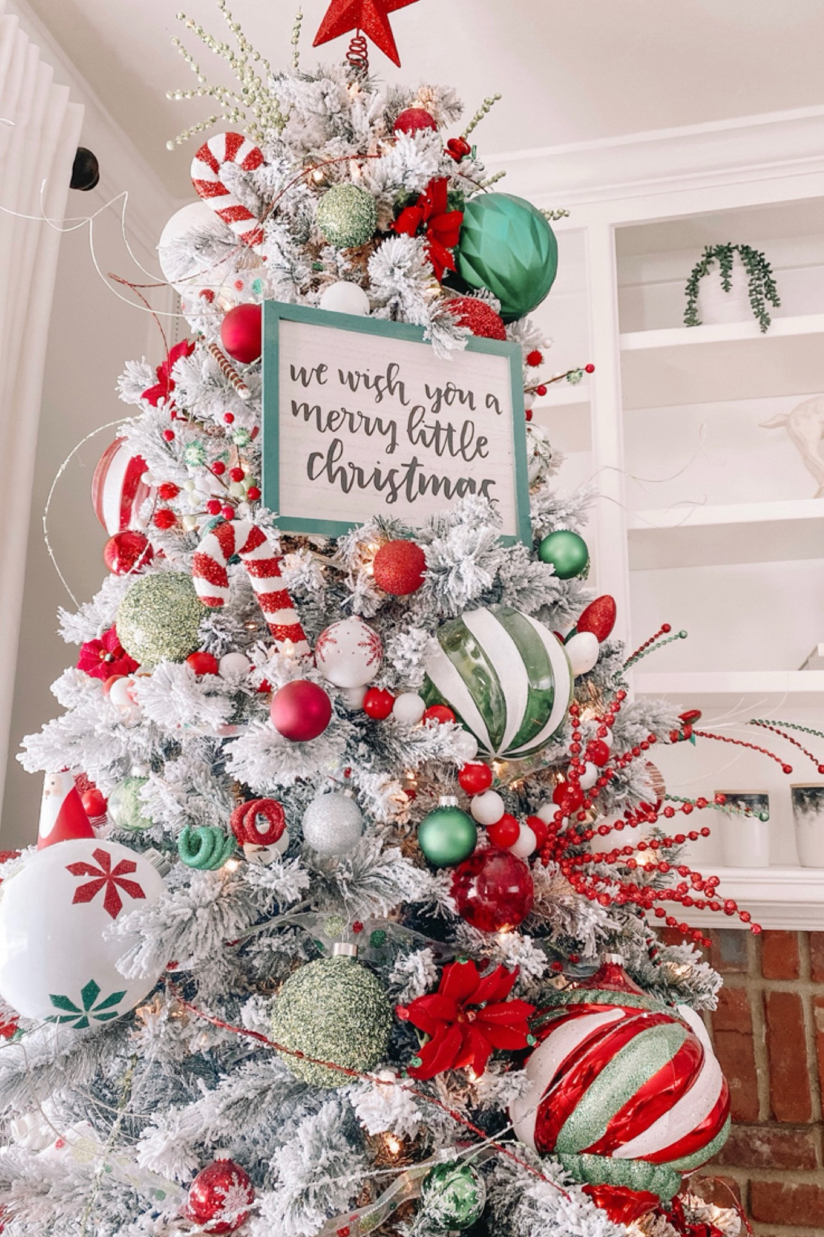 Classic flocked Christmas Tree🎄✨

Crate & Barrel | Holiday Decor | Ornaments

#LTKhome #LTKHoliday #LTKSeasonal