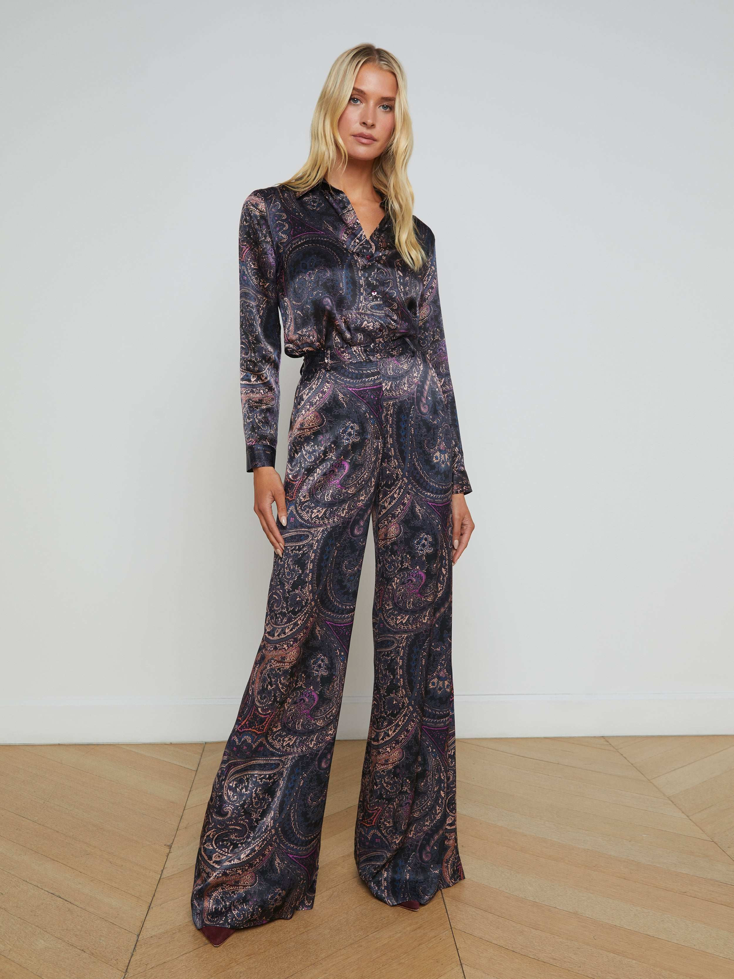 L'AGENCE - Pilar Wide-Leg Pant in Plum Multi Boute Paisley | L'Agence