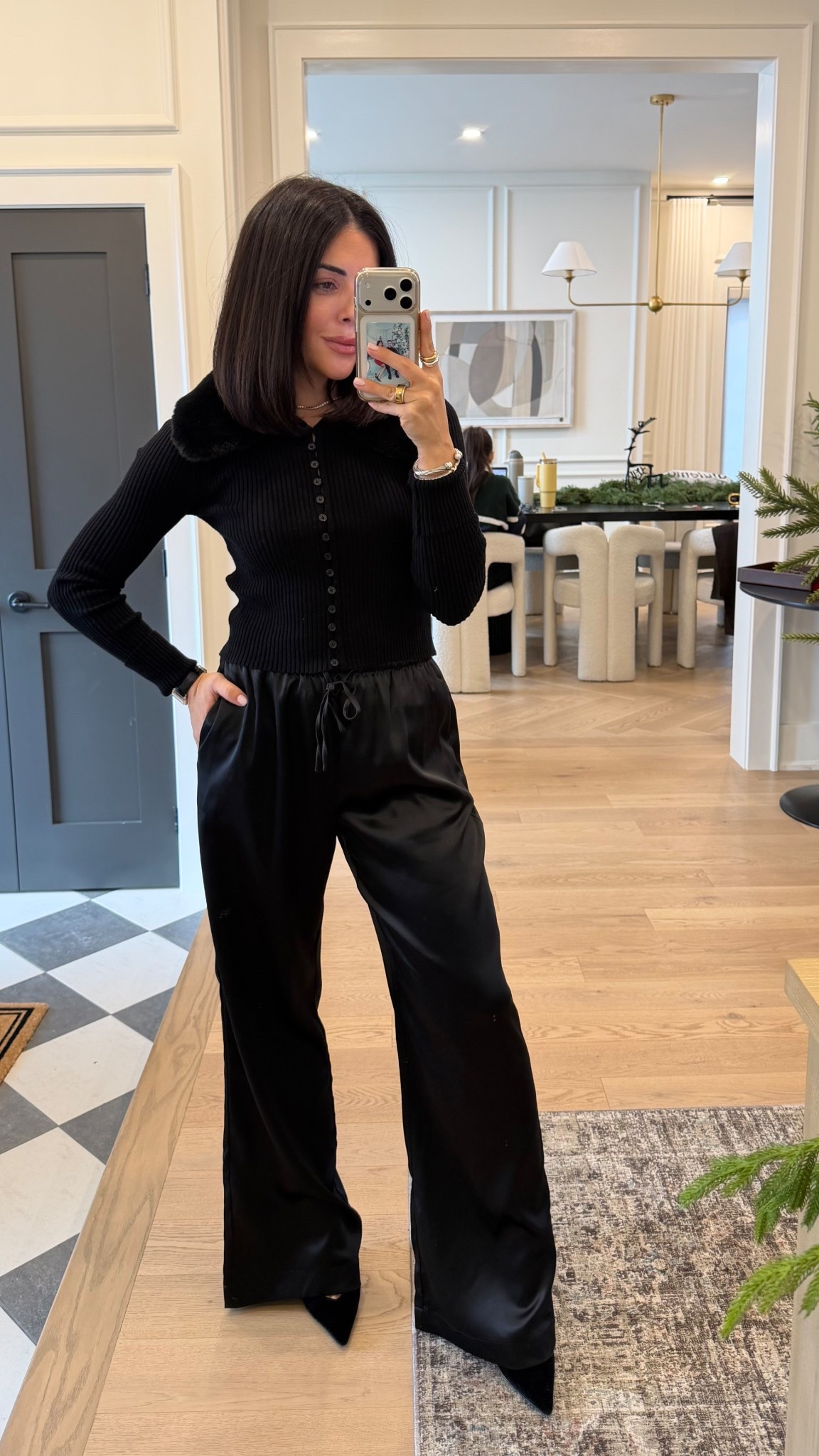 Use my code: VANESSA15
Faux fur removable fur collar - XS
Satin pants - XS

#LTKcanada #LTKsale #LTKgiftguide