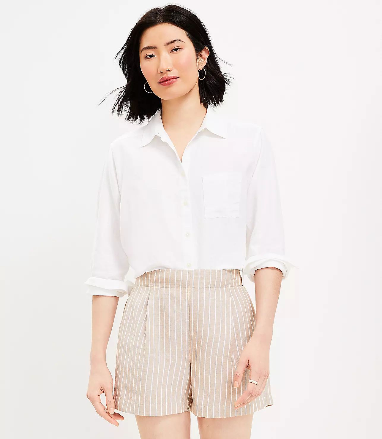 Pleated Pull On Shorts in Striped Linen Blend | LOFT