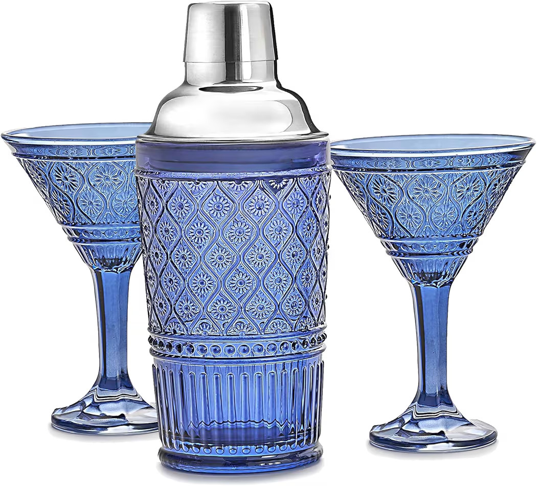 Godinger Cocktail Shaker and Martini Glasses Barware Gift Set, Martini Shaker and 2 Cocktail Glas... | Amazon (US)