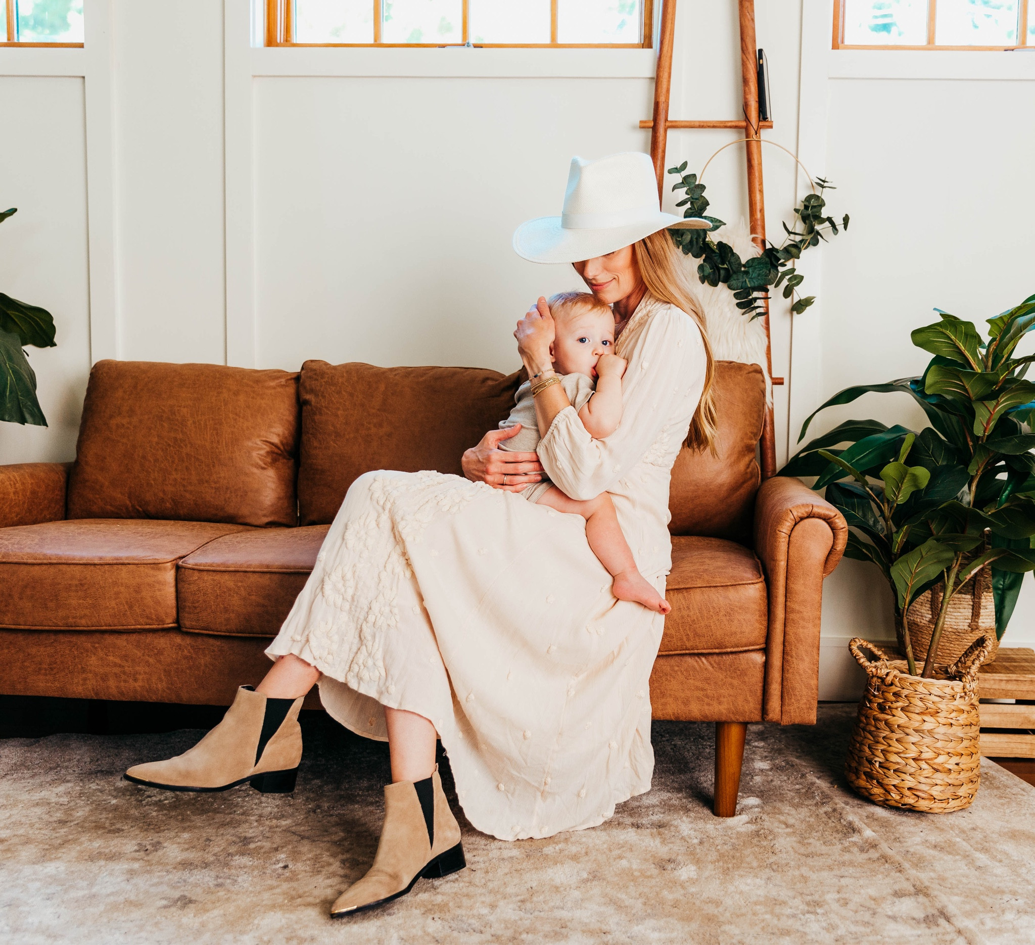 Mama snuggles &gt; all 

#LTKkids #LTKbaby #LTKfamily