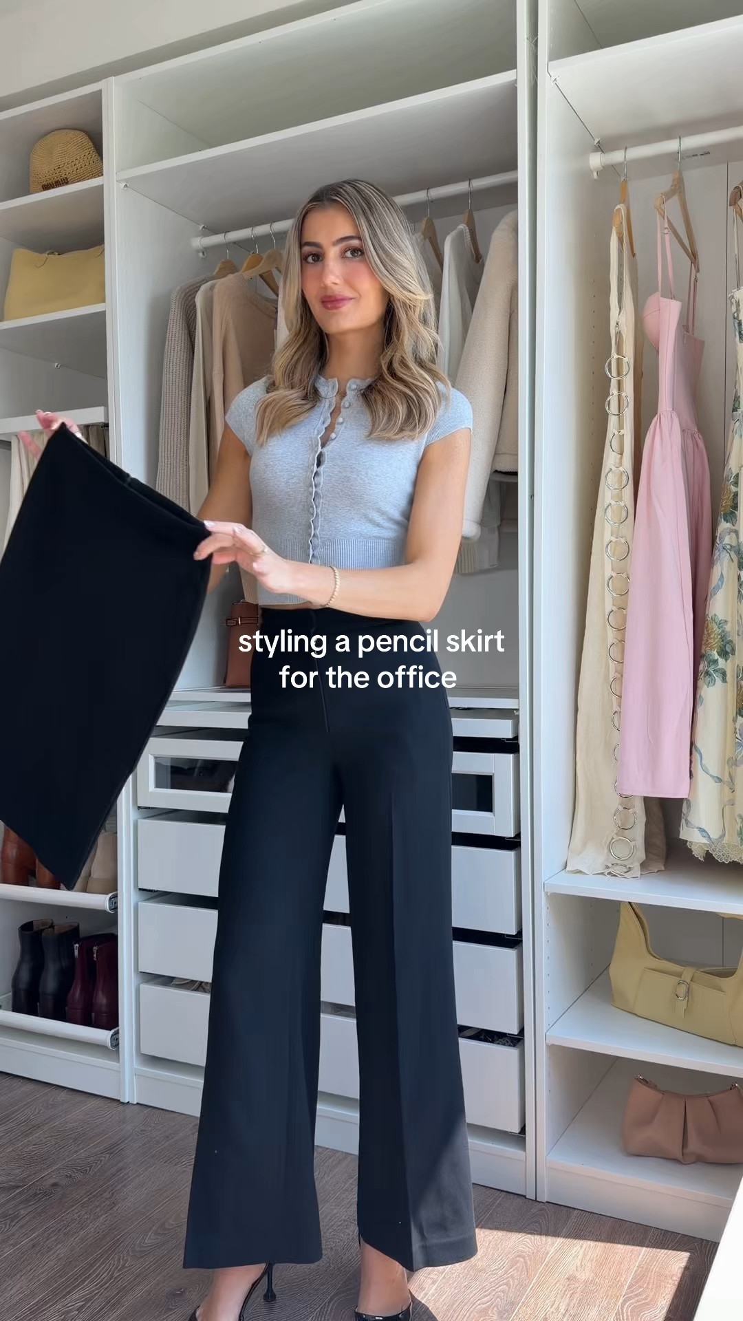 Styling a pencil skirt for the office

#LTKWorkwear